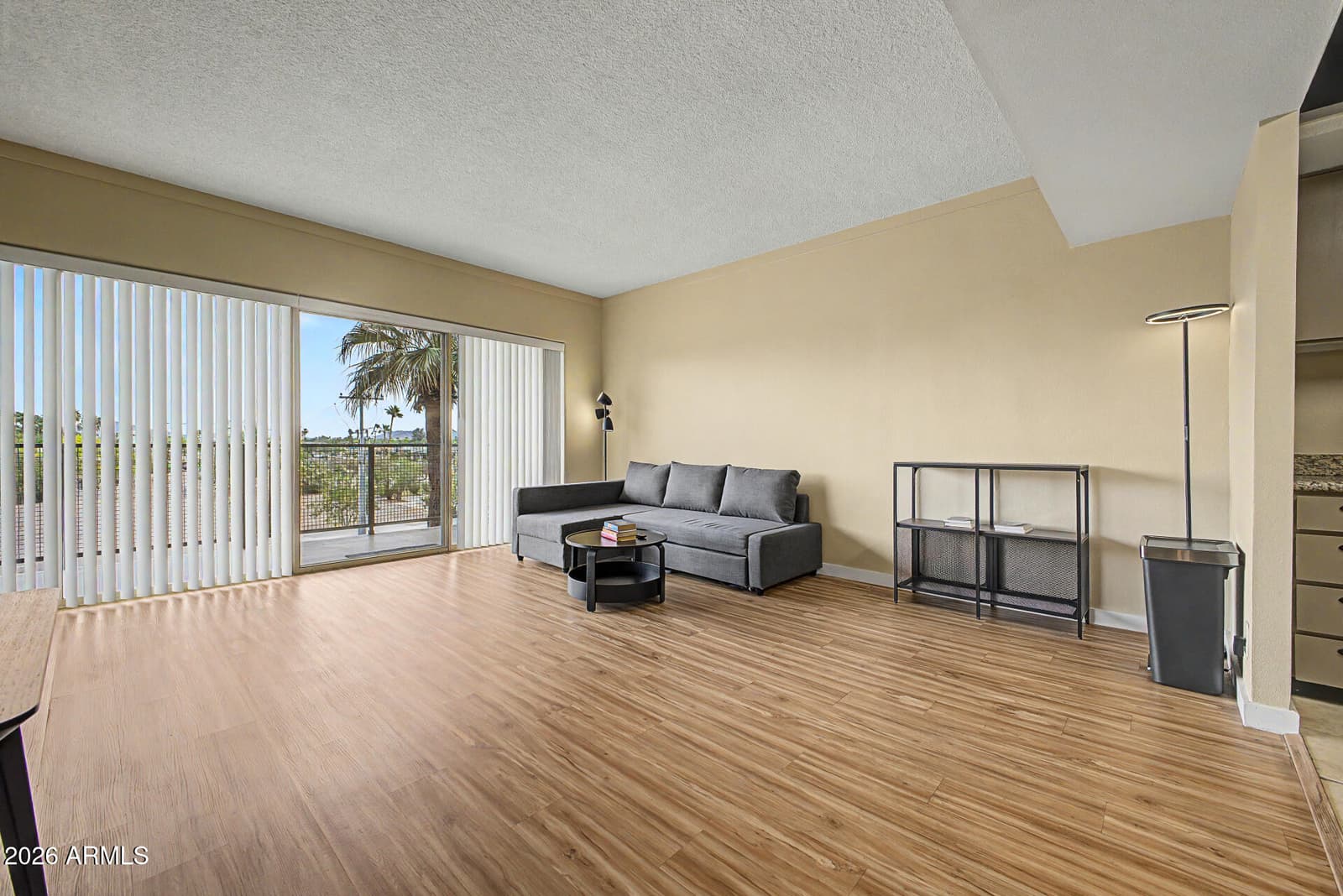 4750 N CENTRAL Avenue 3R, Phoenix, AZ 85012 — photo 3 of 27