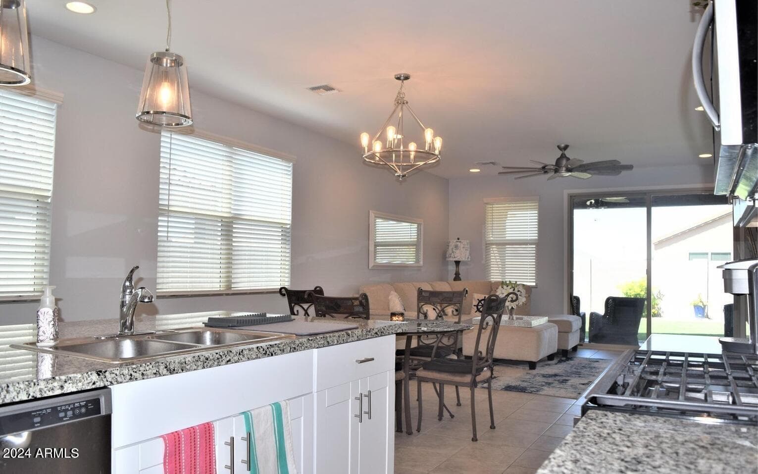 3722 E HAFLINGER Road, San Tan Valley, AZ 85140 — photo 3 of 7