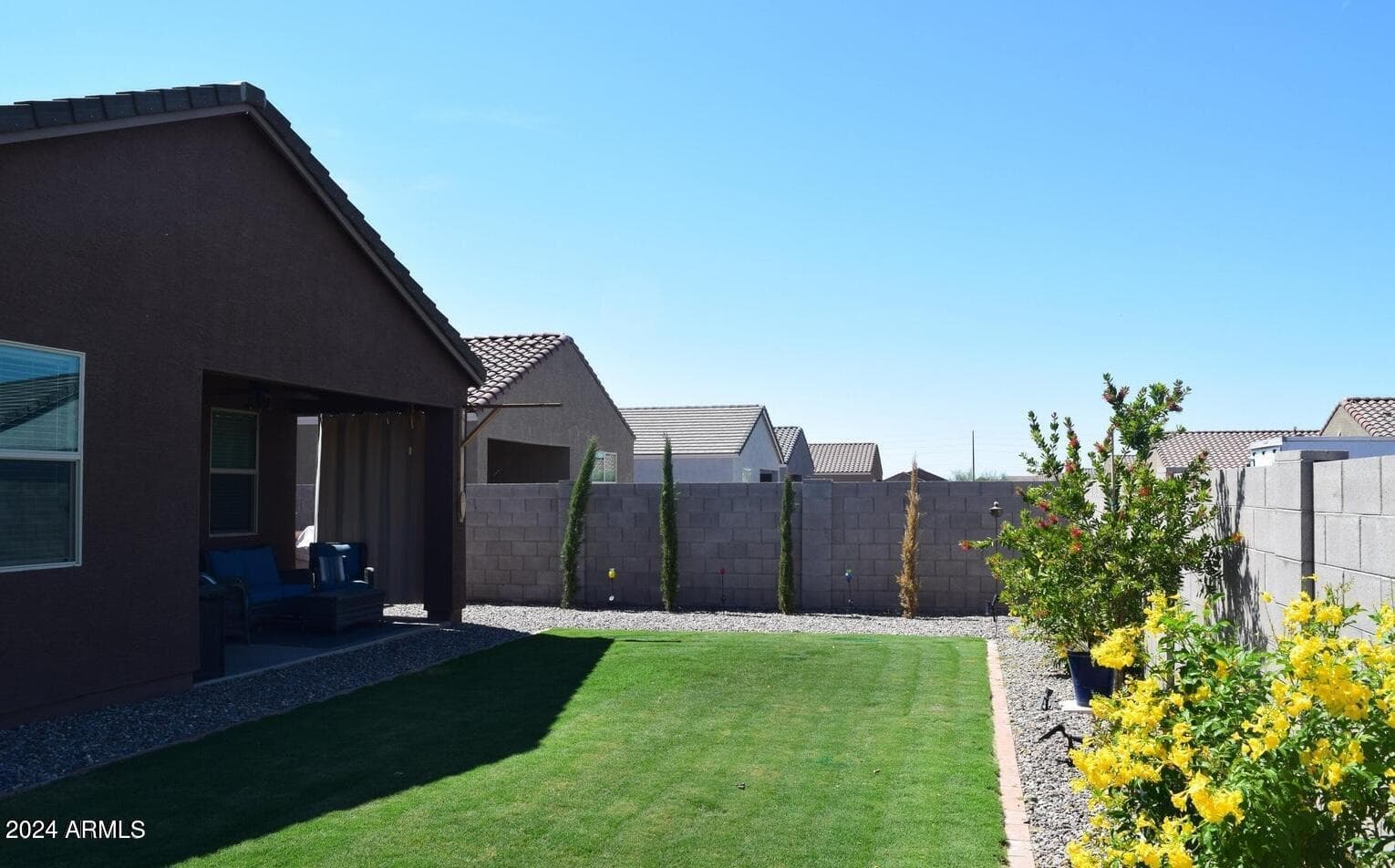 3722 E HAFLINGER Road, San Tan Valley, AZ 85140 — photo 6 of 7