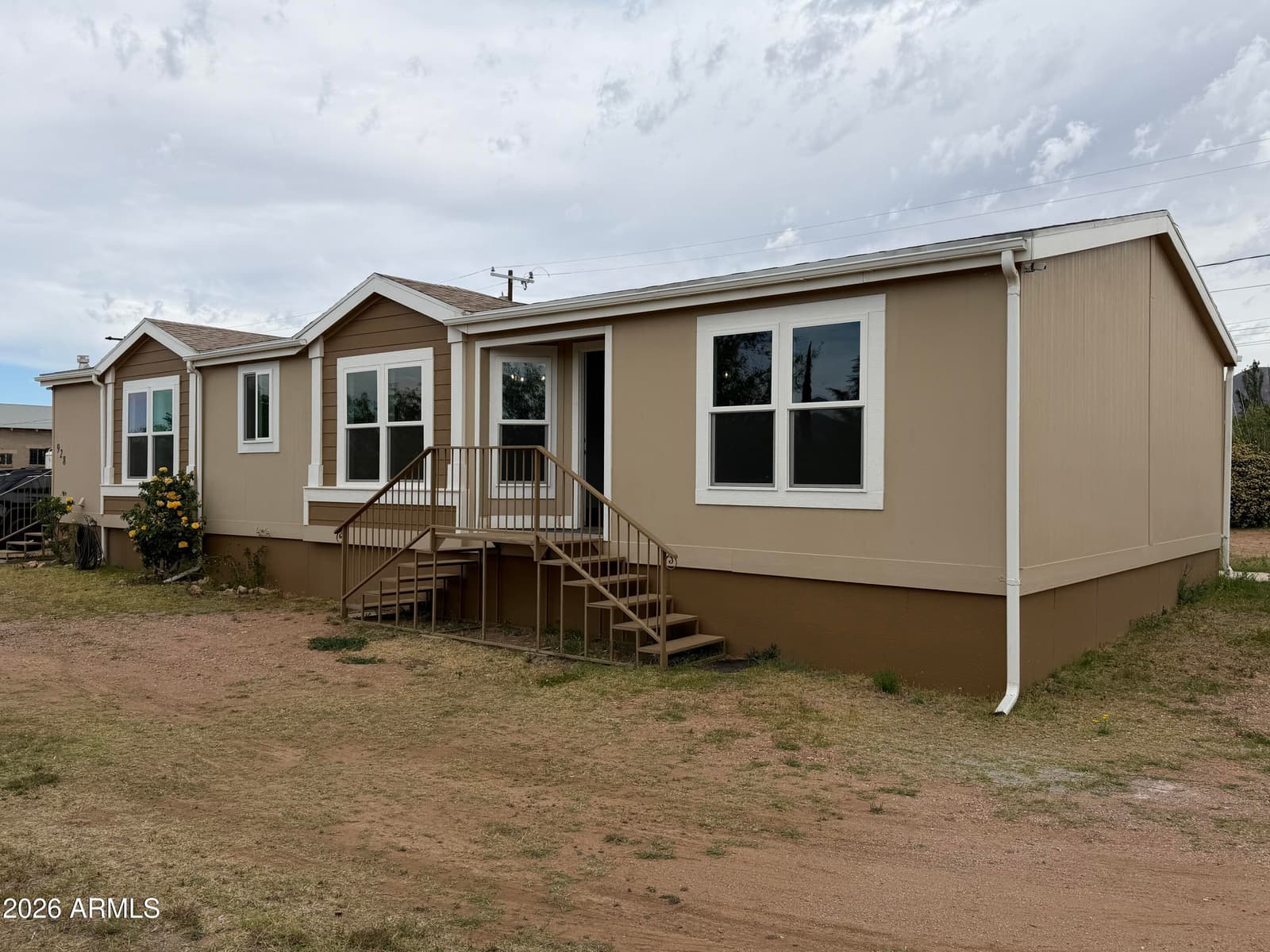 928 W AUSTIN Street, Bisbee, AZ 85603 — photo 3 of 29