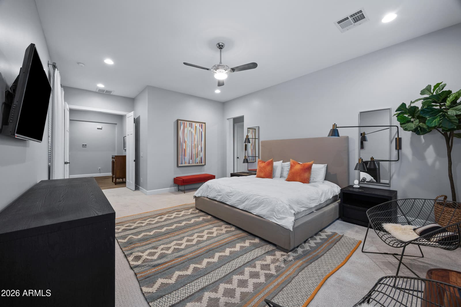 3550 E OREGON Avenue, Phoenix, AZ 85018 — photo 14 of 44