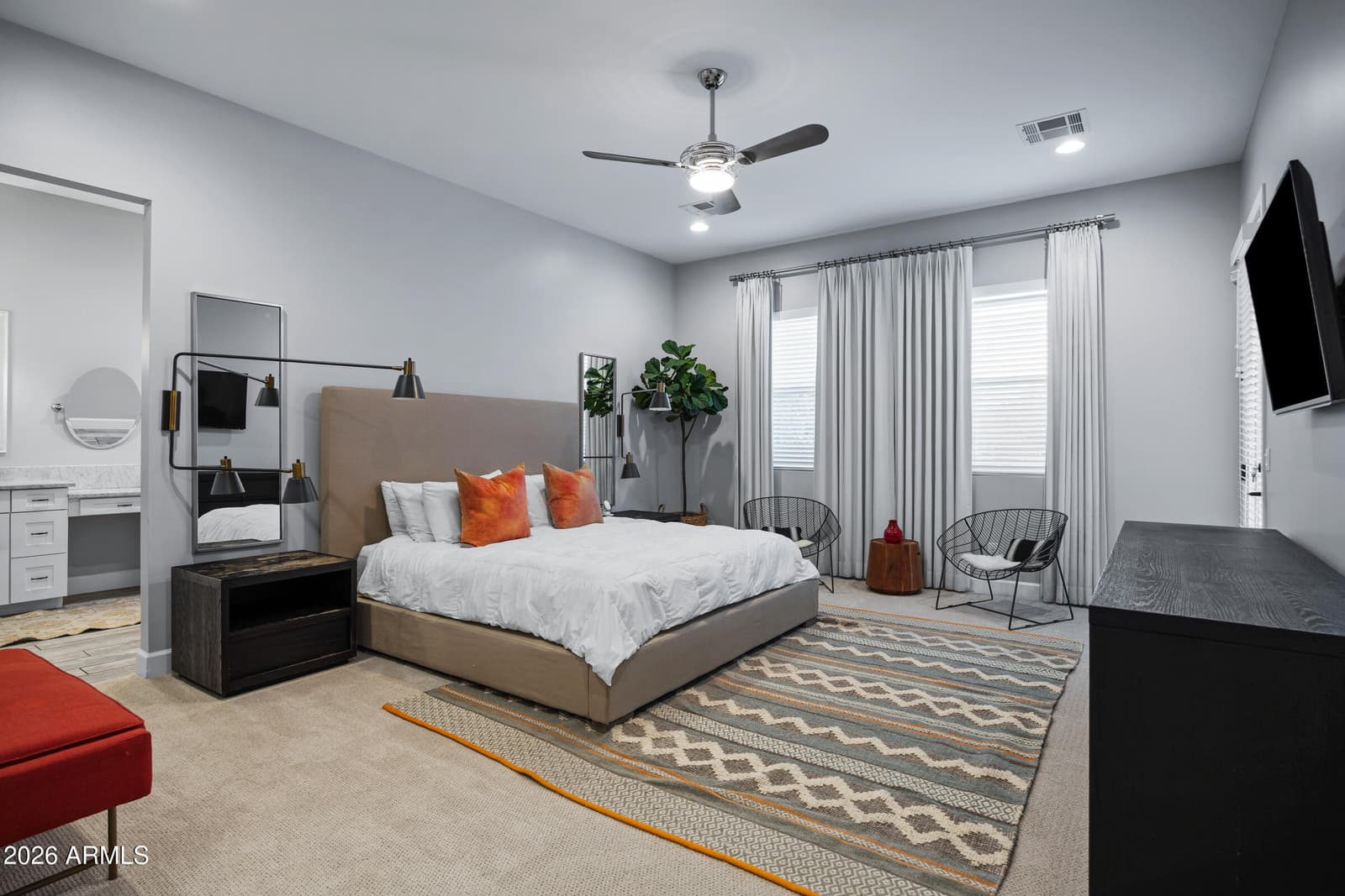 3550 E OREGON Avenue, Phoenix, AZ 85018 — photo 13 of 44