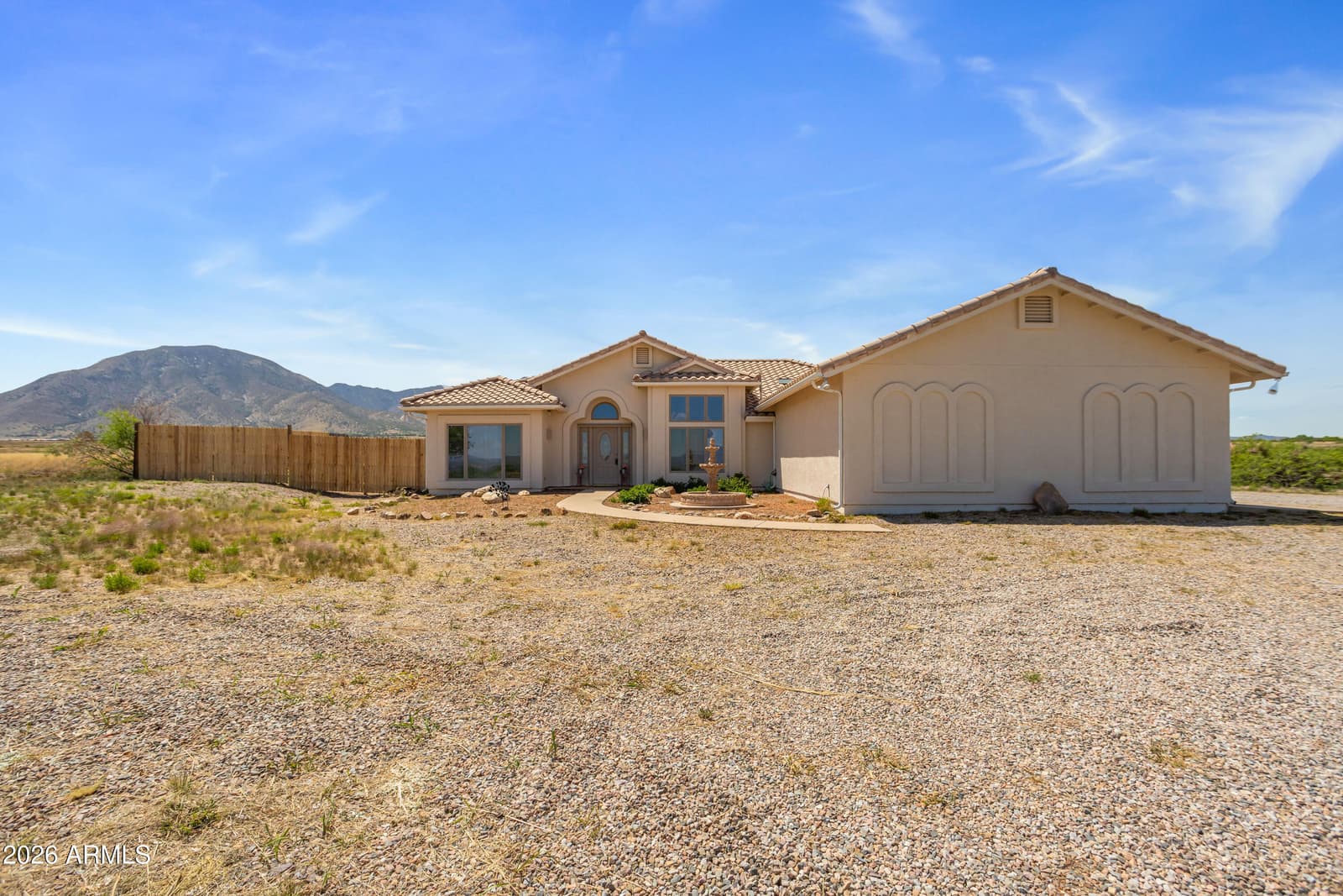 9354 S DEER RIDGE Trail, Hereford, AZ 85615 — photo 1 of 54