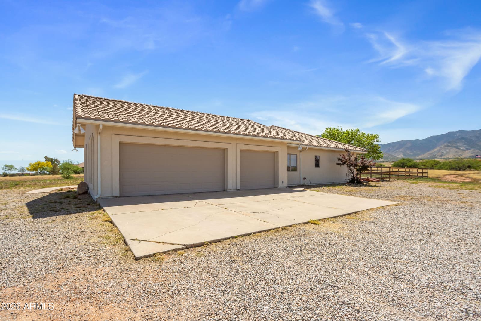 9354 S DEER RIDGE Trail, Hereford, AZ 85615 — photo 9 of 54