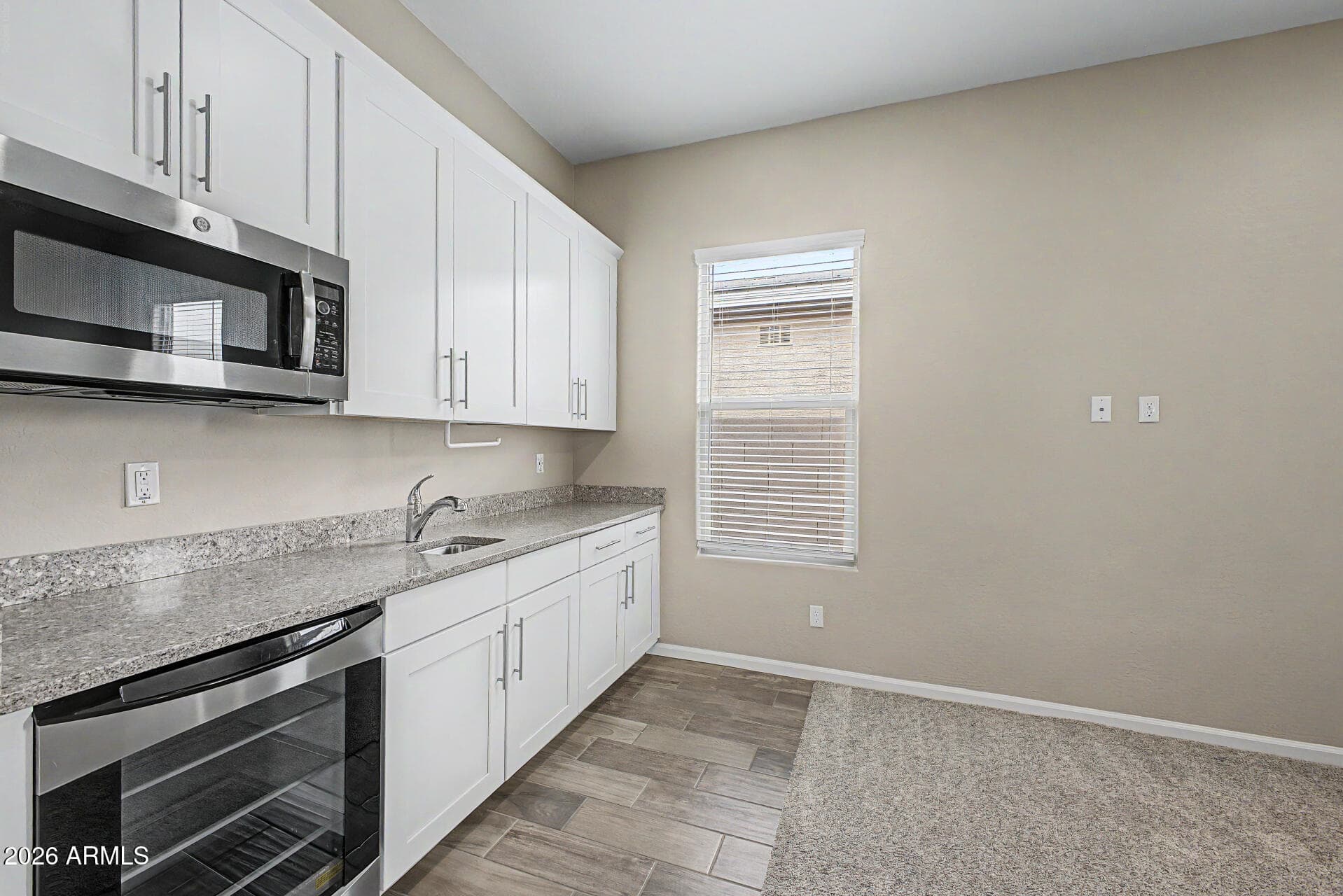 6618 W MADRE DEL ORO Drive, Phoenix, AZ 85083 — photo 12 of 50