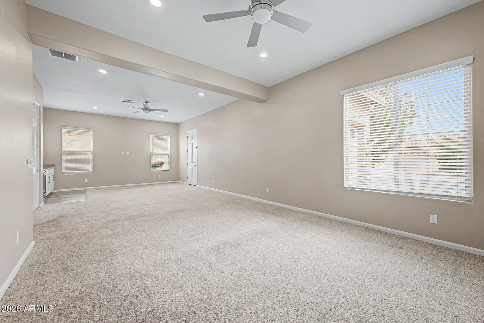 6618 W MADRE DEL ORO Drive, Phoenix, AZ 85083 — photo 13 of 50