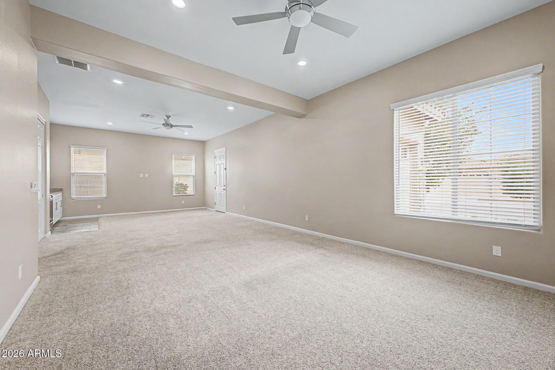 6618 W MADRE DEL ORO Drive, Phoenix, AZ 85083 — photo 13 of 50