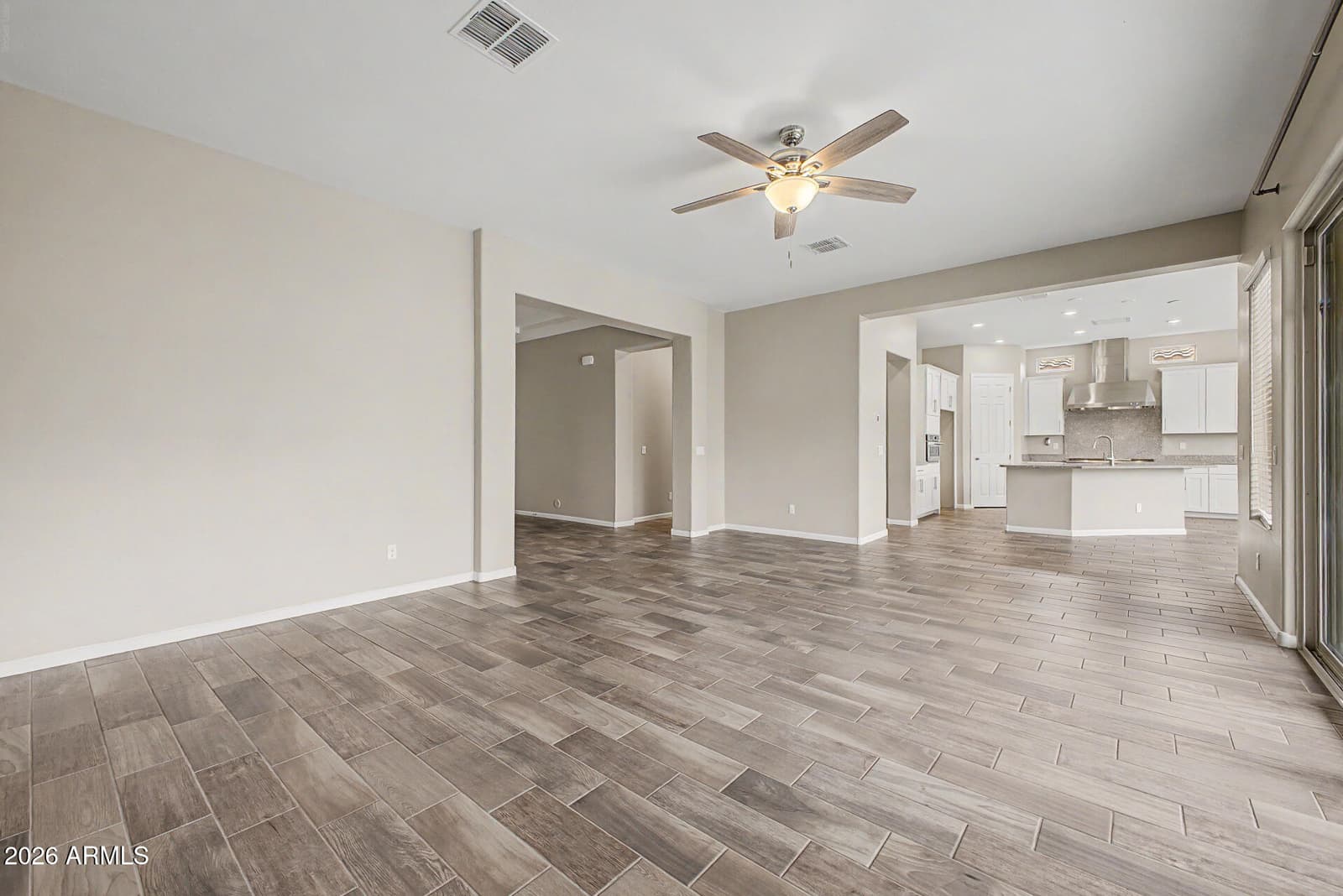 6618 W MADRE DEL ORO Drive, Phoenix, AZ 85083 — photo 15 of 50