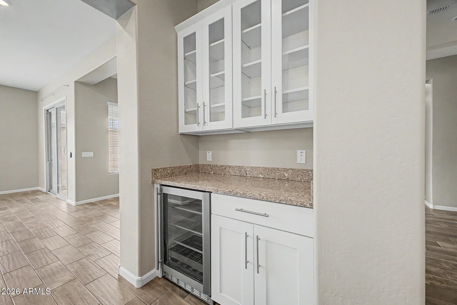 6618 W MADRE DEL ORO Drive, Phoenix, AZ 85083 — photo 21 of 50