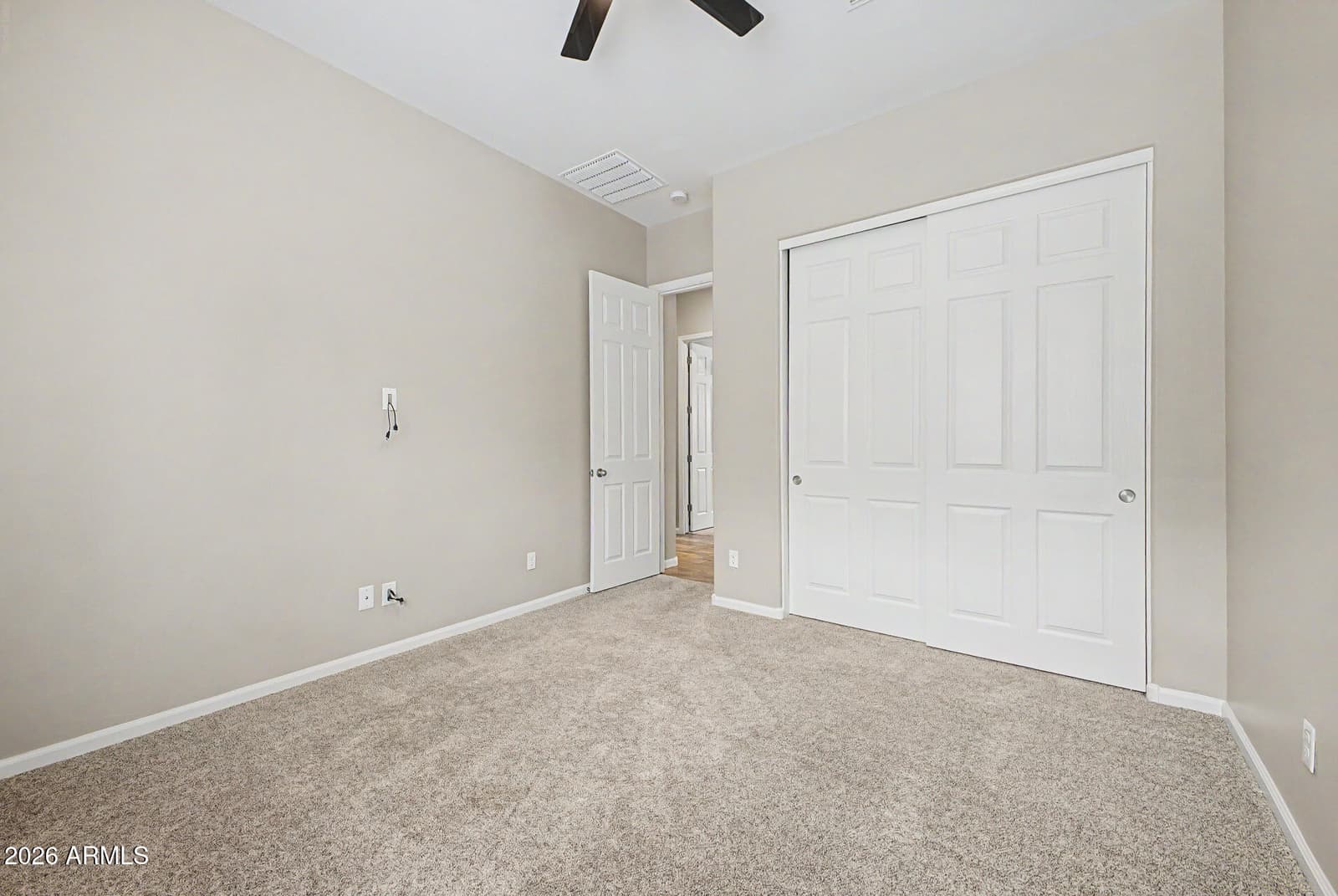 6618 W MADRE DEL ORO Drive, Phoenix, AZ 85083 — photo 31 of 50