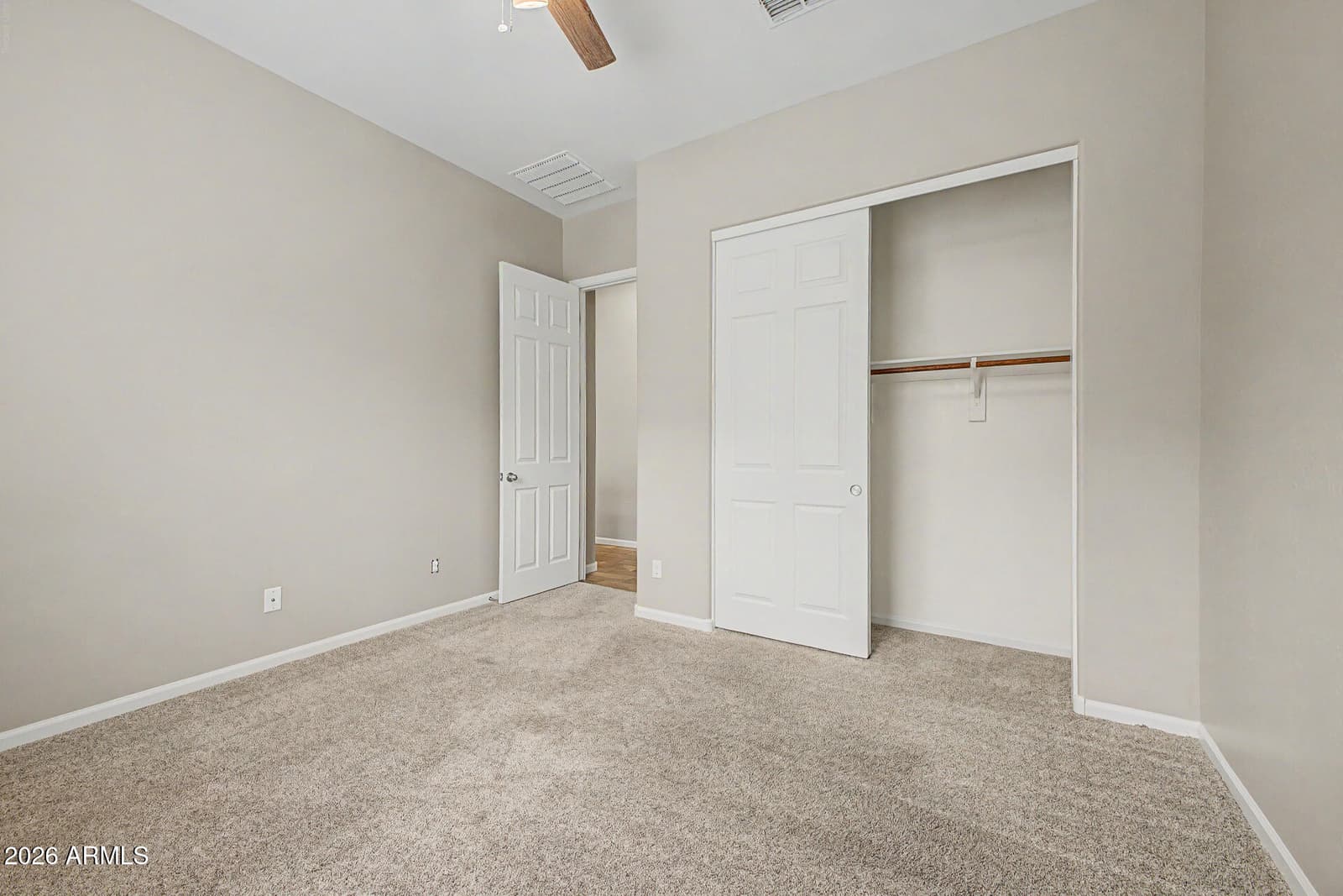 6618 W MADRE DEL ORO Drive, Phoenix, AZ 85083 — photo 33 of 50