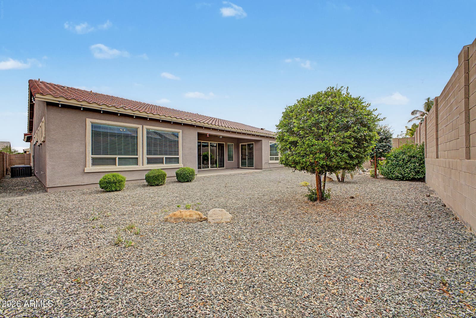 6618 W MADRE DEL ORO Drive, Phoenix, AZ 85083 — photo 41 of 50