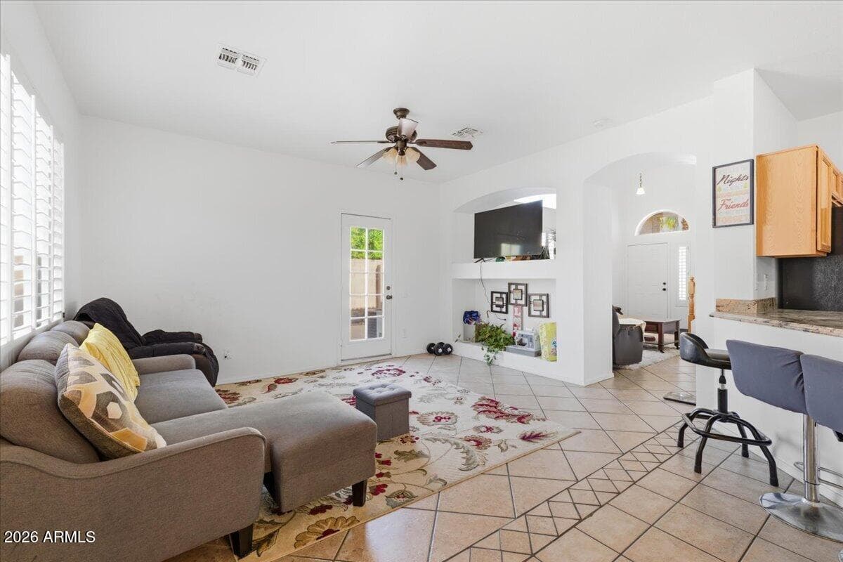 4740 E MOUNTAIN VISTA Drive, Phoenix, AZ 85048 — photo 5 of 31