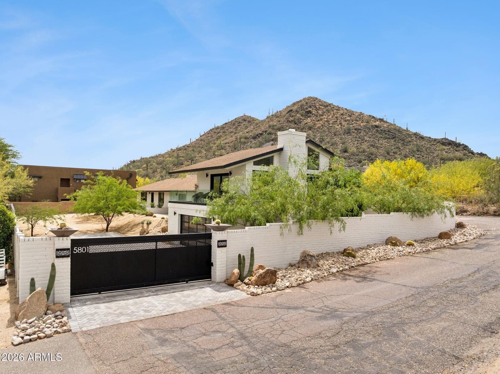 5801 E SURREY Drive, Cave Creek, AZ 85331 — photo 2 of 62
