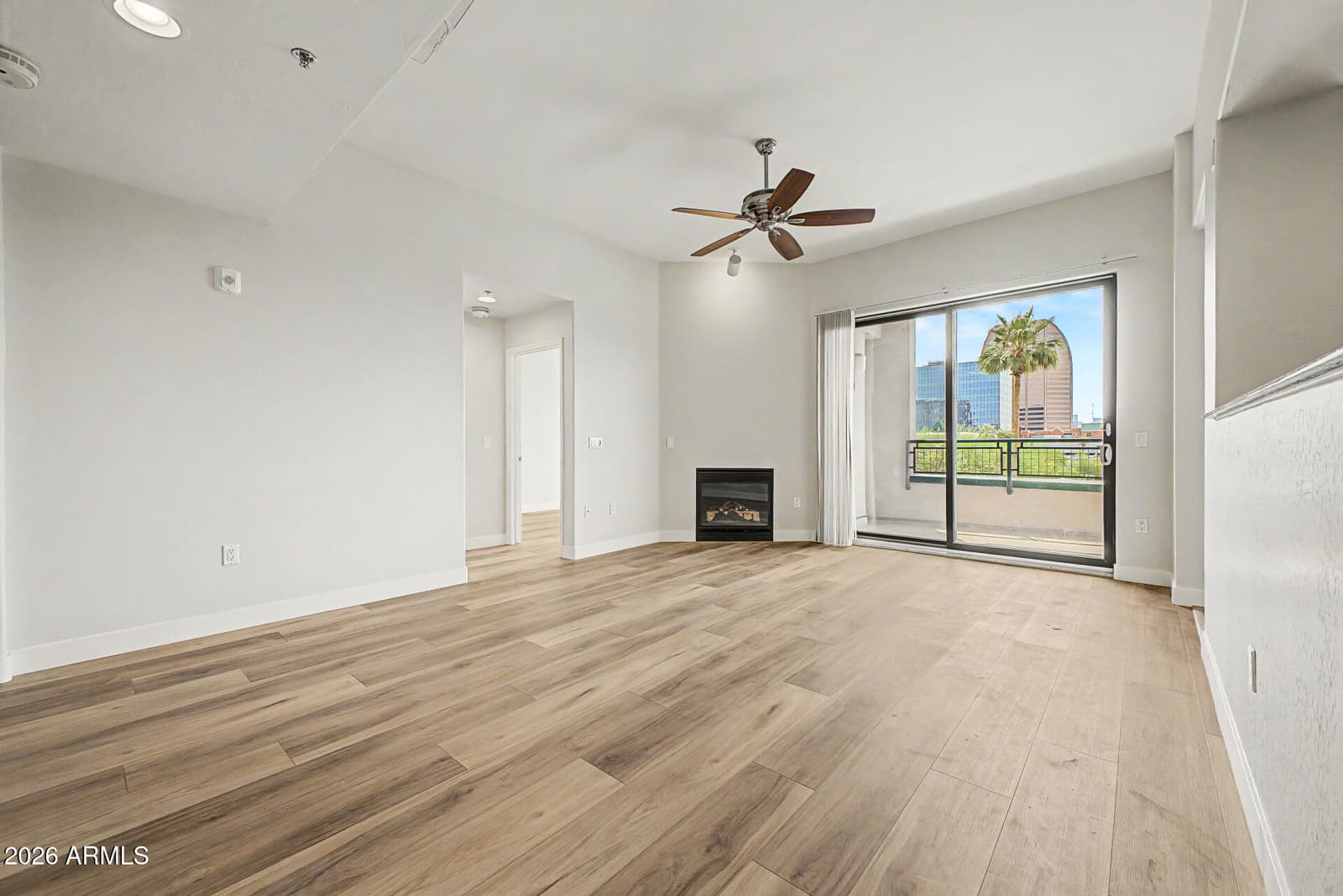 16 W ENCANTO Boulevard 312, Phoenix, AZ 85003 — photo 9 of 52