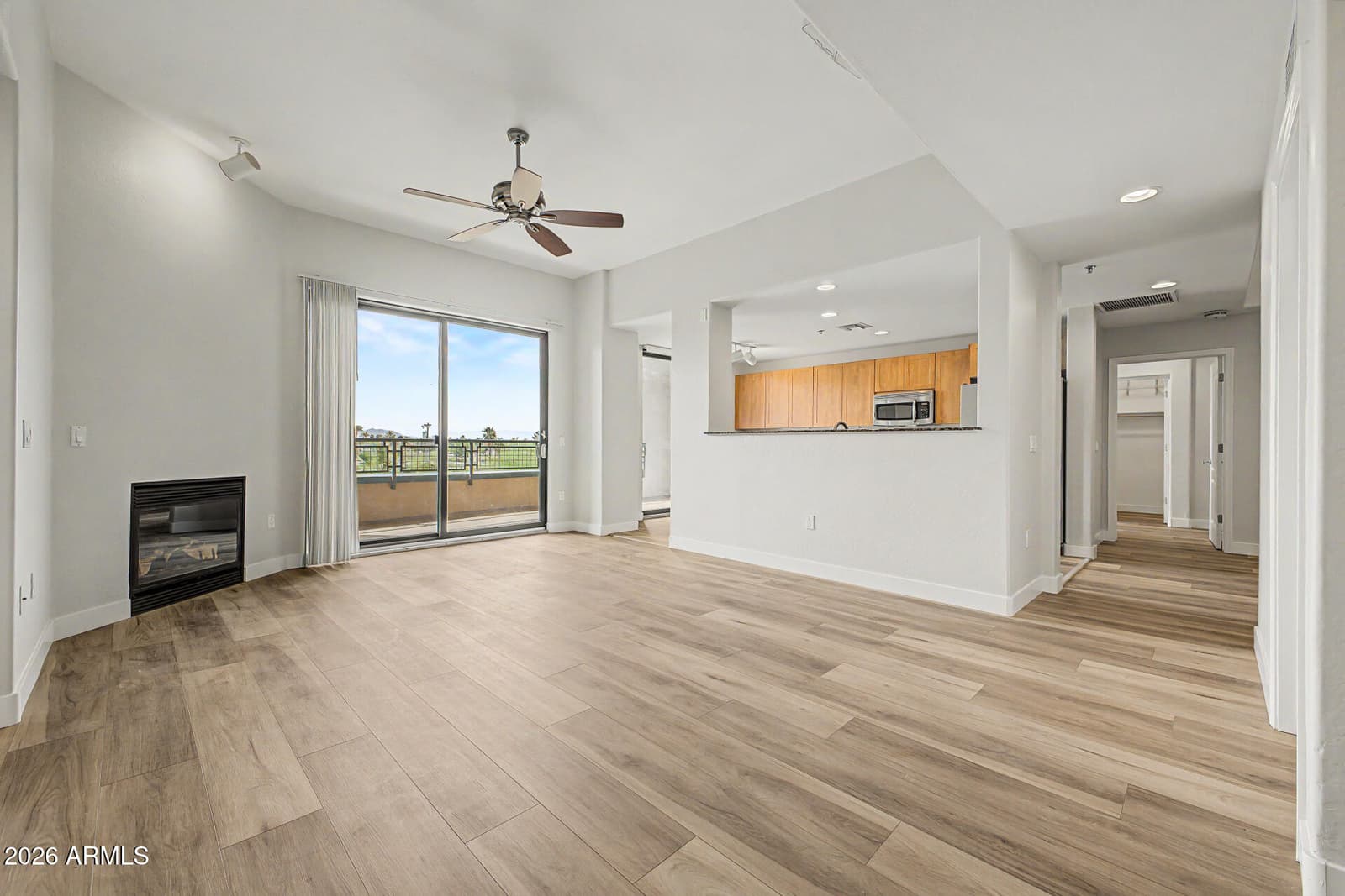 16 W ENCANTO Boulevard 312, Phoenix, AZ 85003 — photo 8 of 52