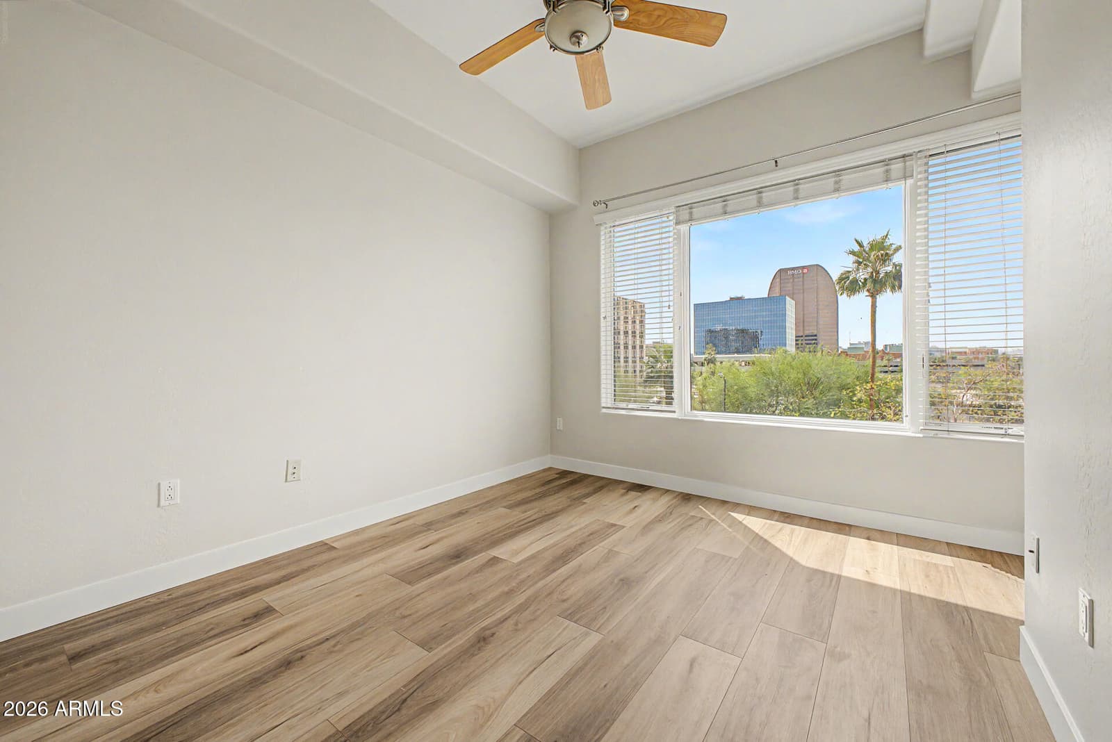 16 W ENCANTO Boulevard 312, Phoenix, AZ 85003 — photo 23 of 52