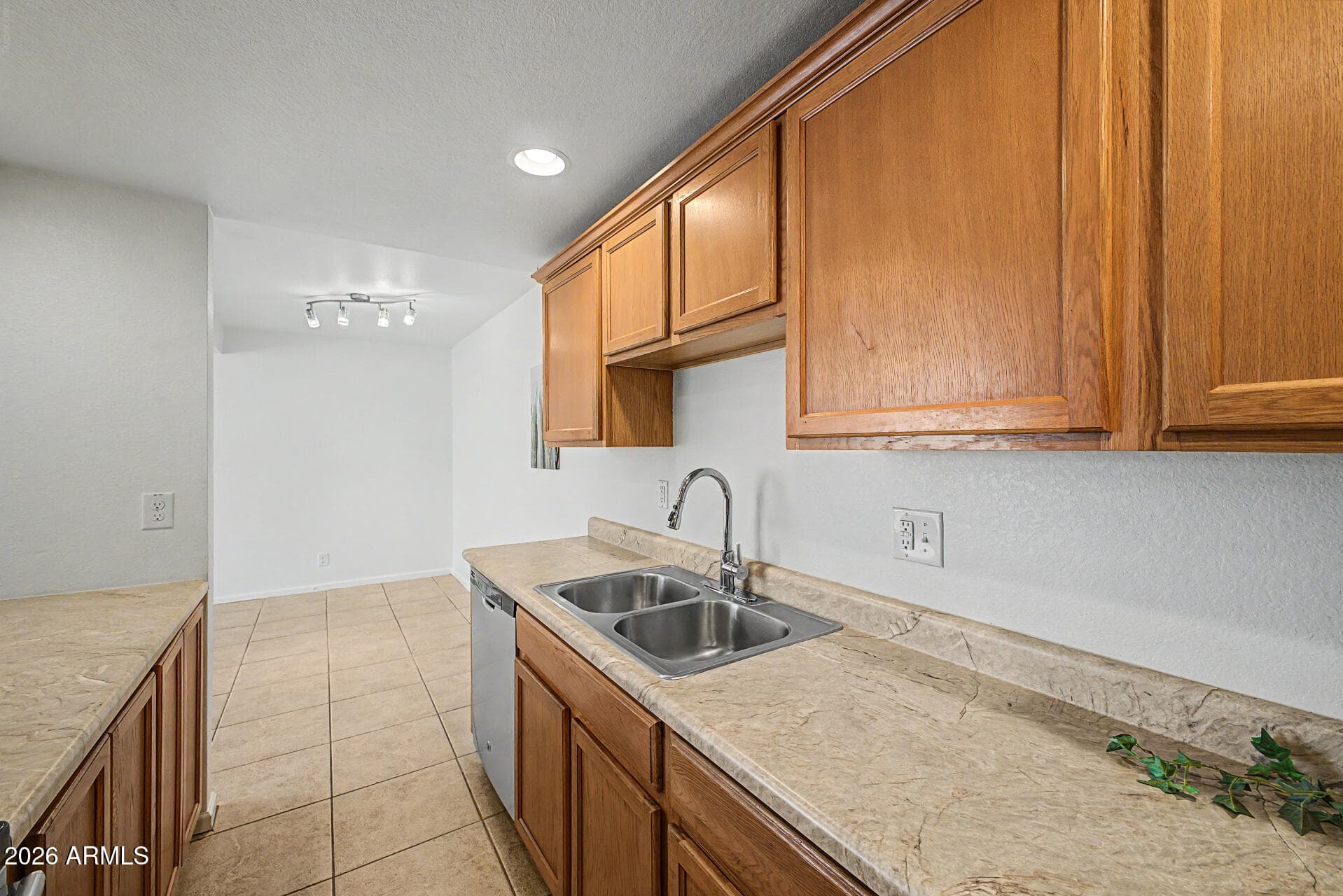 424 W BROWN Road 225, Mesa, AZ 85201 — photo 16 of 44
