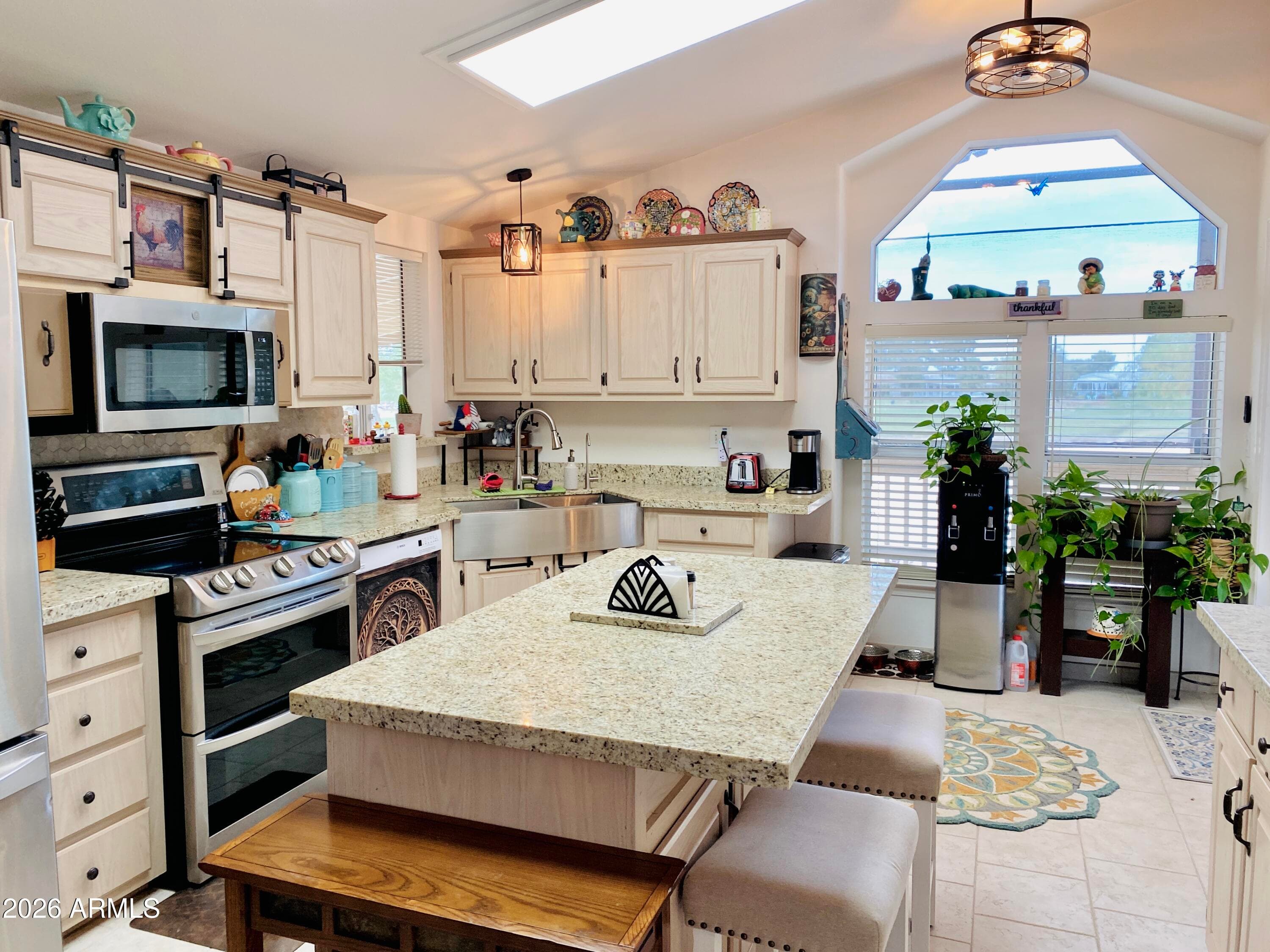 3901 E PINNACLE PEAK Road 384, Phoenix, AZ 85050 — photo 19 of 51