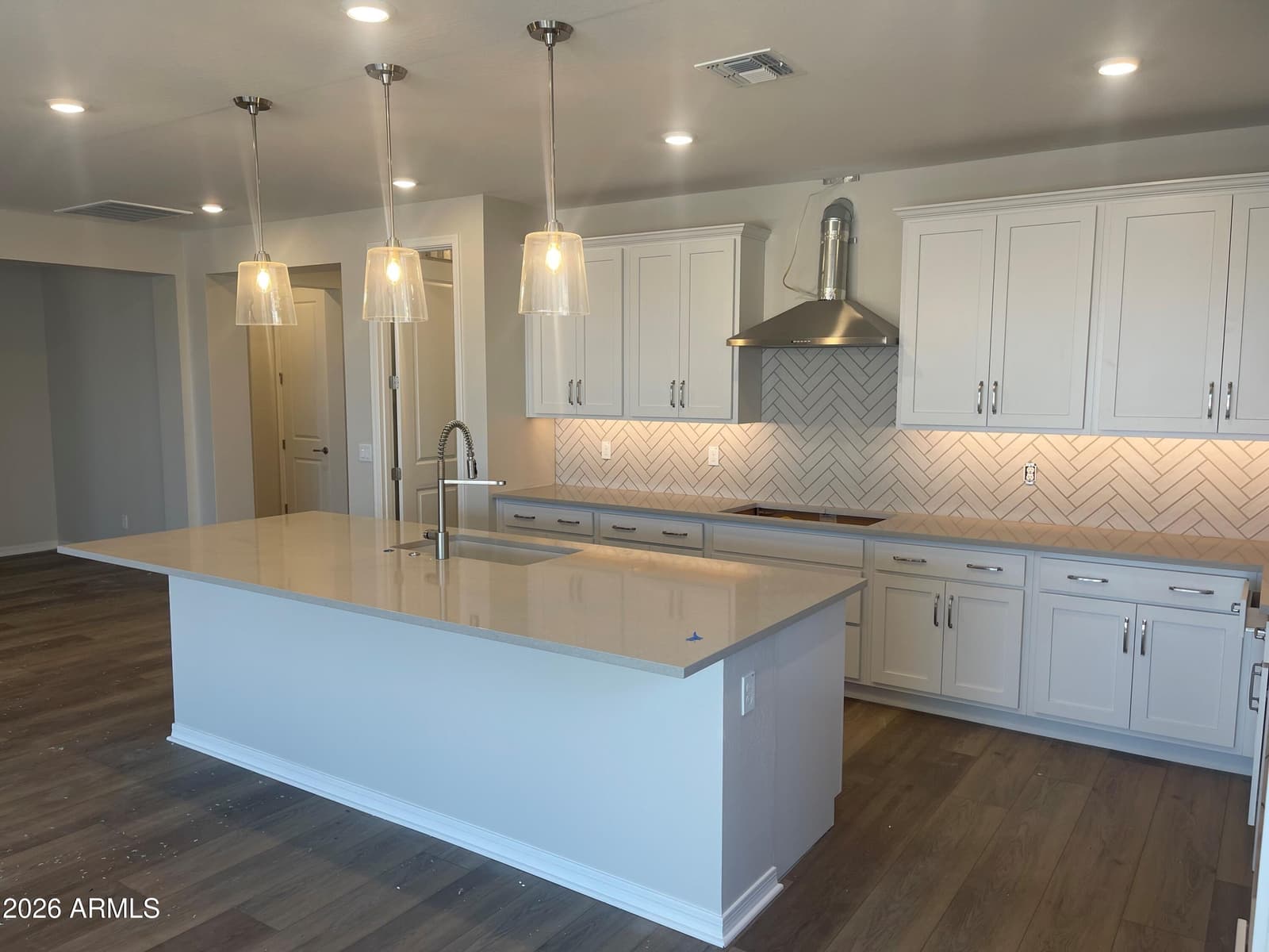 9968 W AVALON Drive, Avondale, AZ 85392 — photo 5 of 25