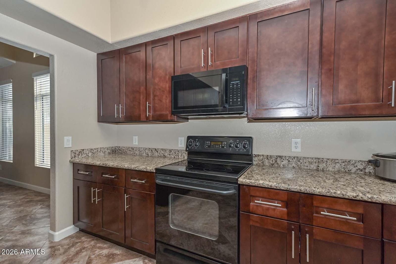7444 W FOOTHILL Drive, Glendale, AZ 85310 — photo 19 of 46
