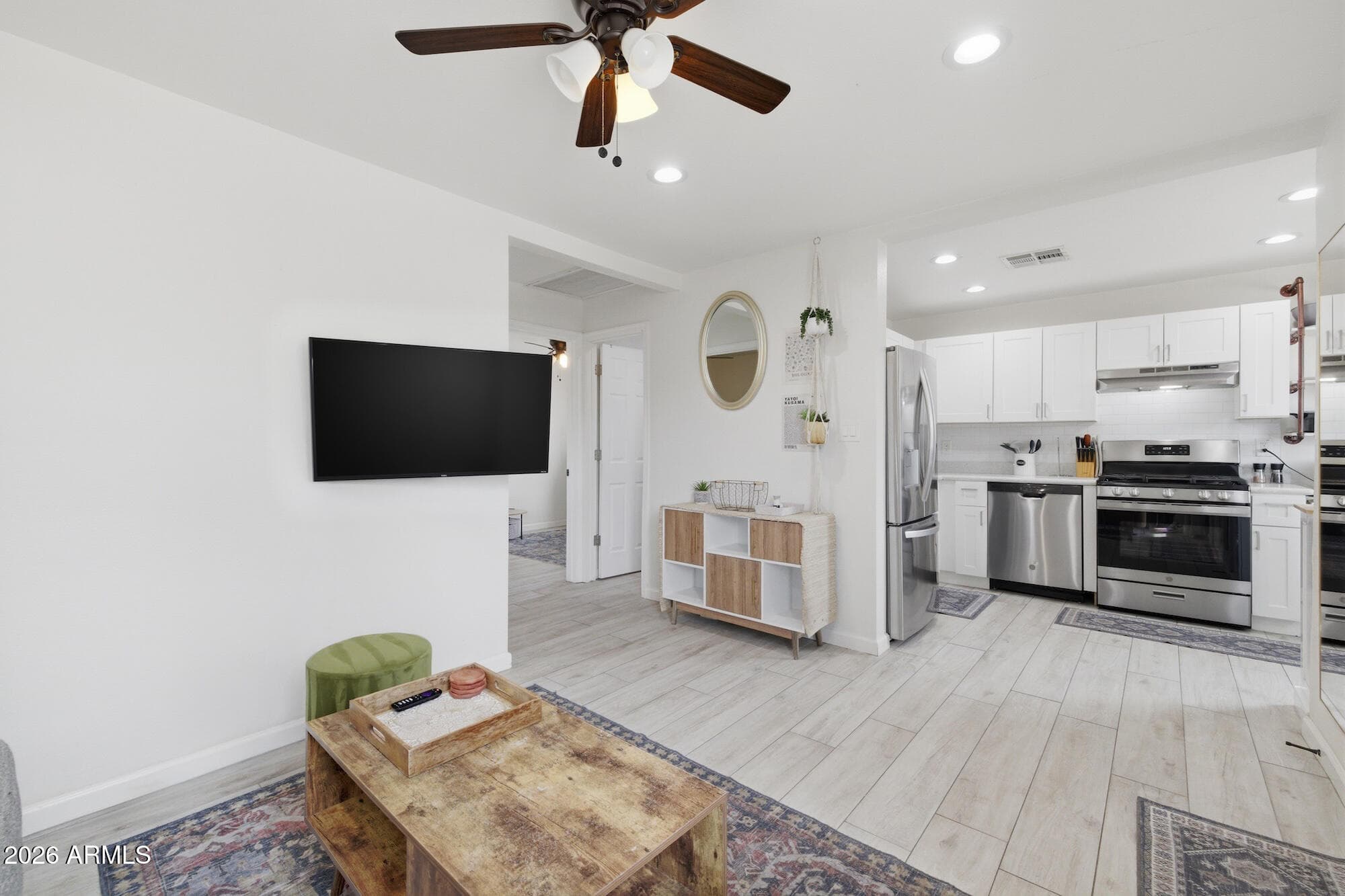 1124 N 14TH Street, Phoenix, AZ 85006 — photo 4 of 15