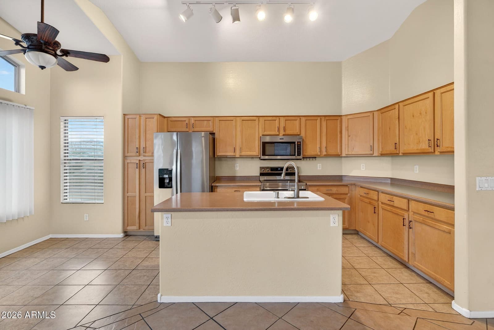 14871 W WATSON Lane, Surprise, AZ 85379 — photo 12 of 47