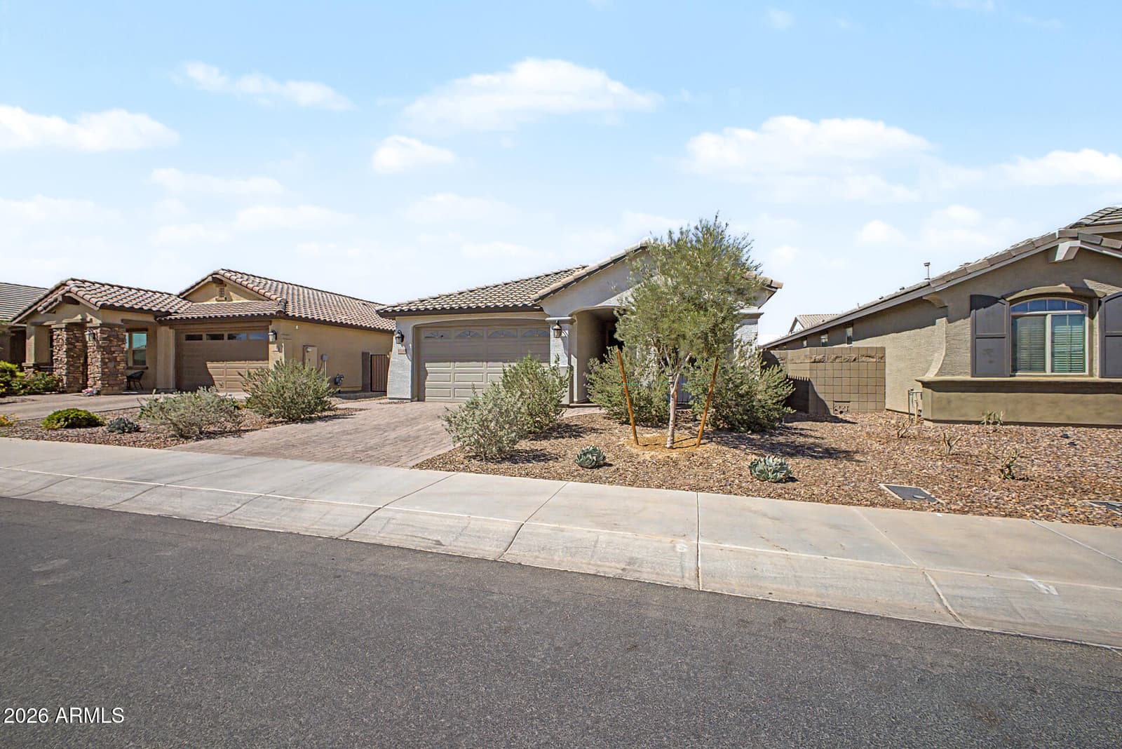 15088 W GARFIELD Street, Goodyear, AZ 85338 — photo 3 of 31