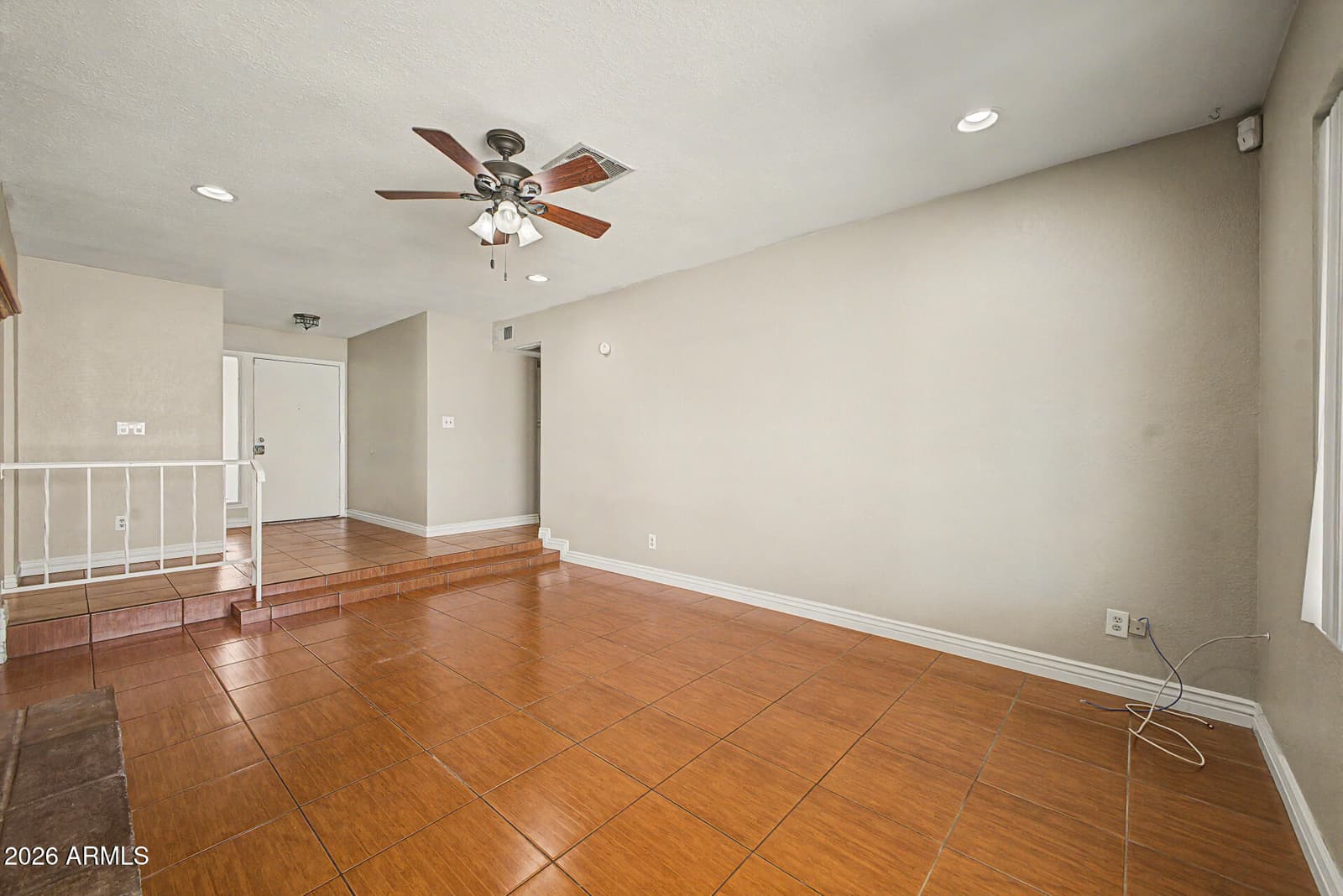3410 W JUNIPER Avenue, Phoenix, AZ 85053 — photo 11 of 41