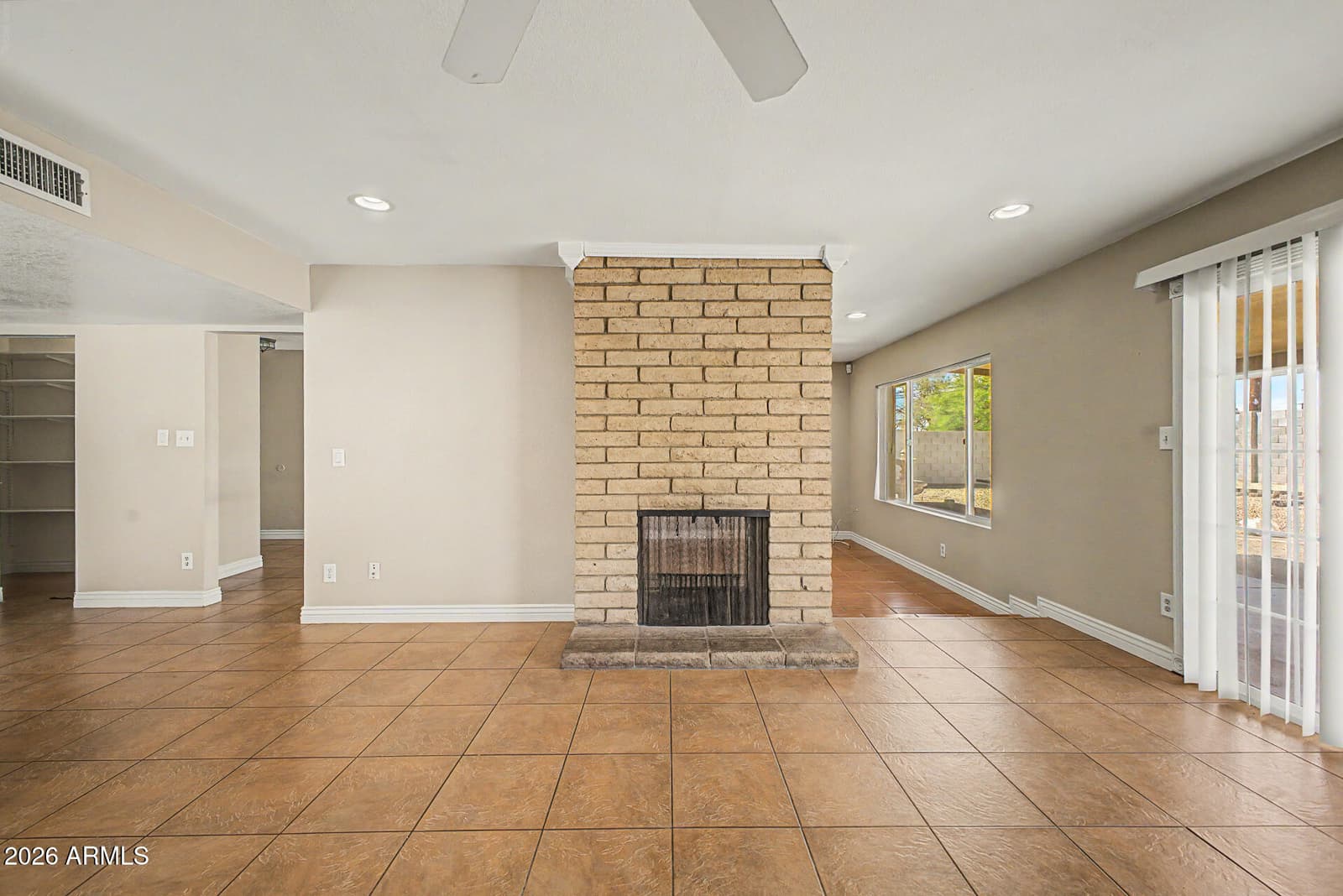 3410 W JUNIPER Avenue, Phoenix, AZ 85053 — photo 17 of 41