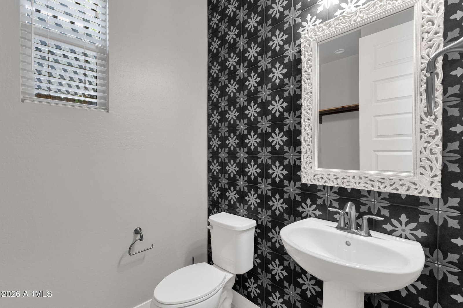 4230 E RONALD Street, Gilbert, AZ 85295 — photo 14 of 34