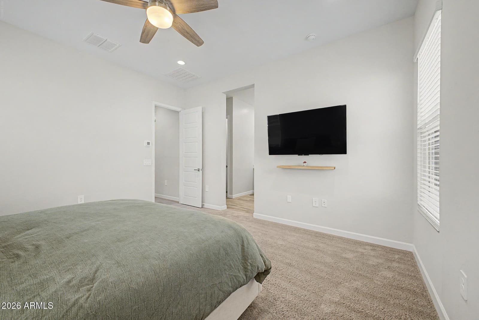 5060 E GALLOP Way, Scottsdale, AZ 85254 — photo 13 of 37