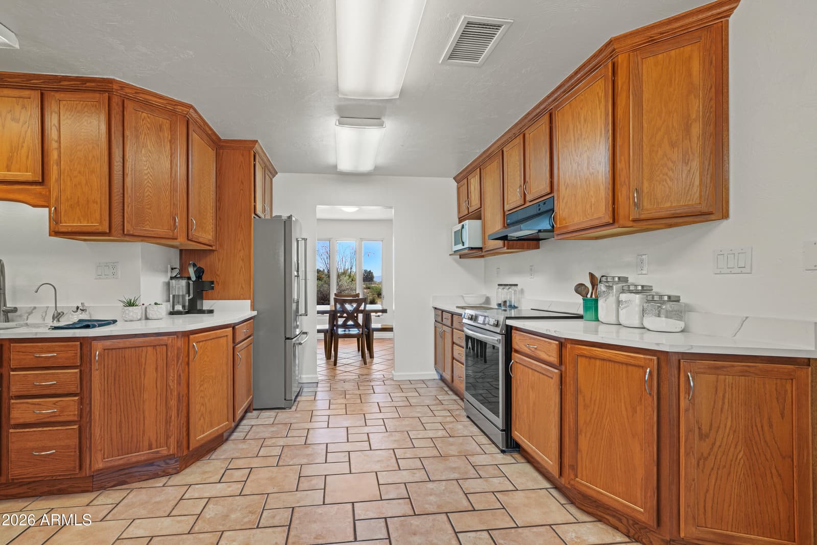 1708 S Camino Rancho, Sierra Vista, AZ 85635 — photo 17 of 60