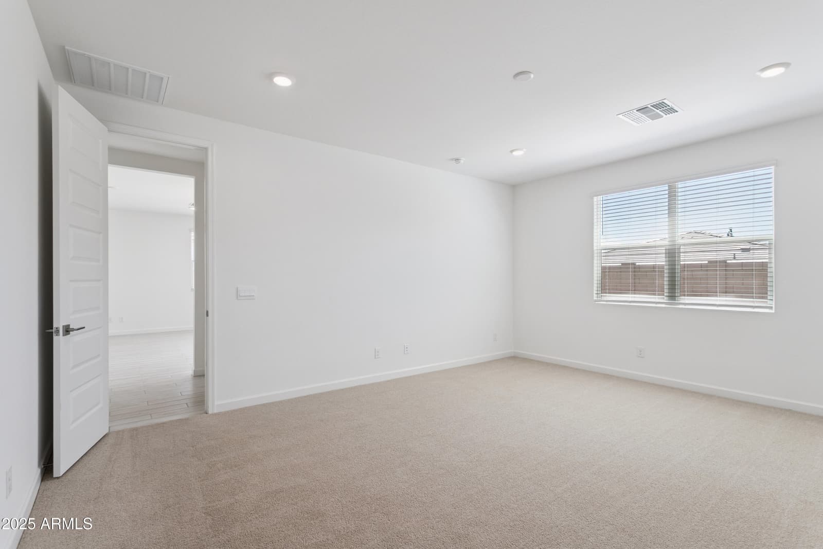 6781 W SPUR Drive, Peoria, AZ 85383 — photo 19 of 40