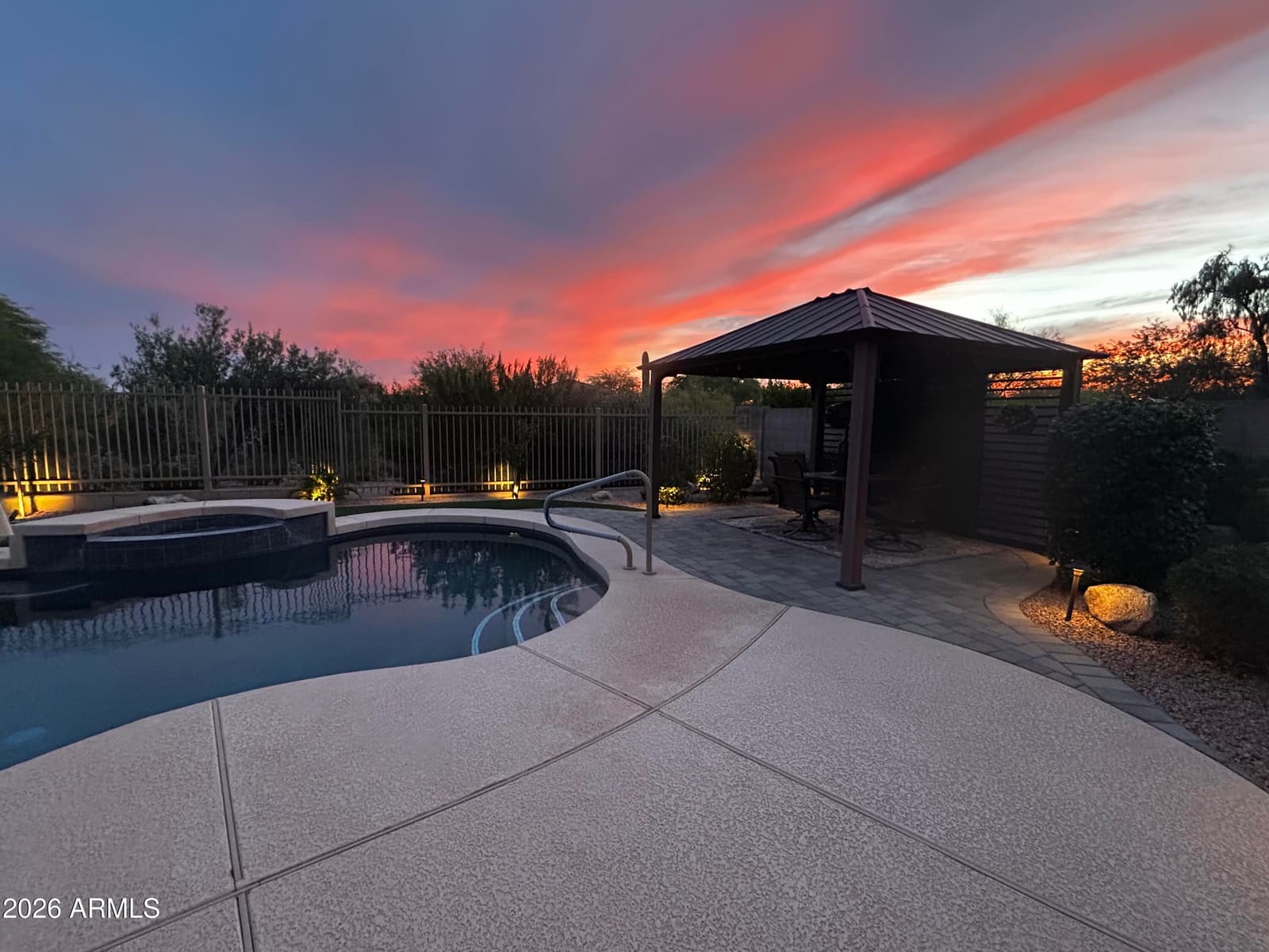 5219 E HASHKNIFE Road, Phoenix, AZ 85054 — photo 1 of 29