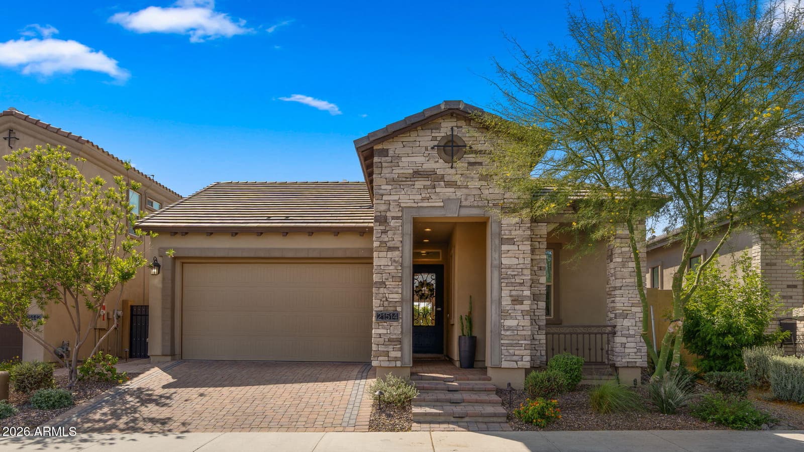 21514 N 58TH Street, Phoenix, AZ 85054 — photo 2 of 29