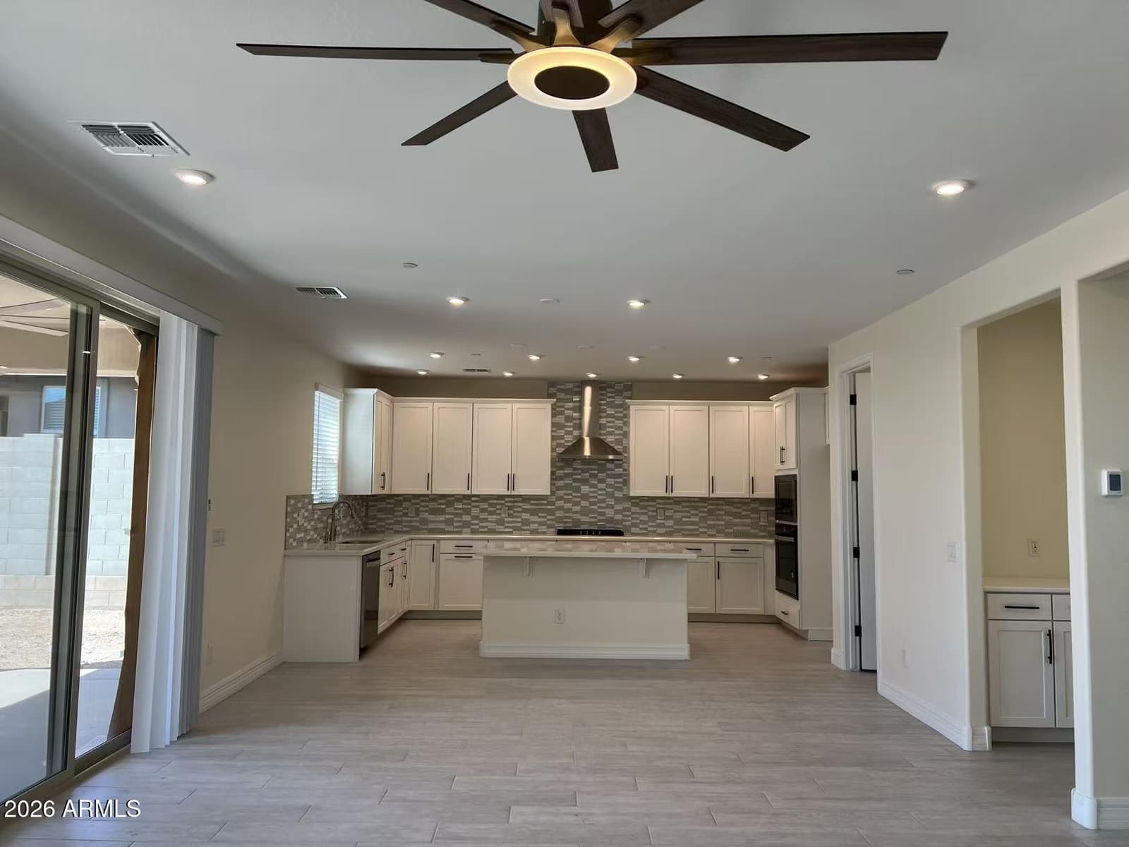13359 W EAGLE FEATHER Road, Peoria, AZ 85383 — photo 19 of 43
