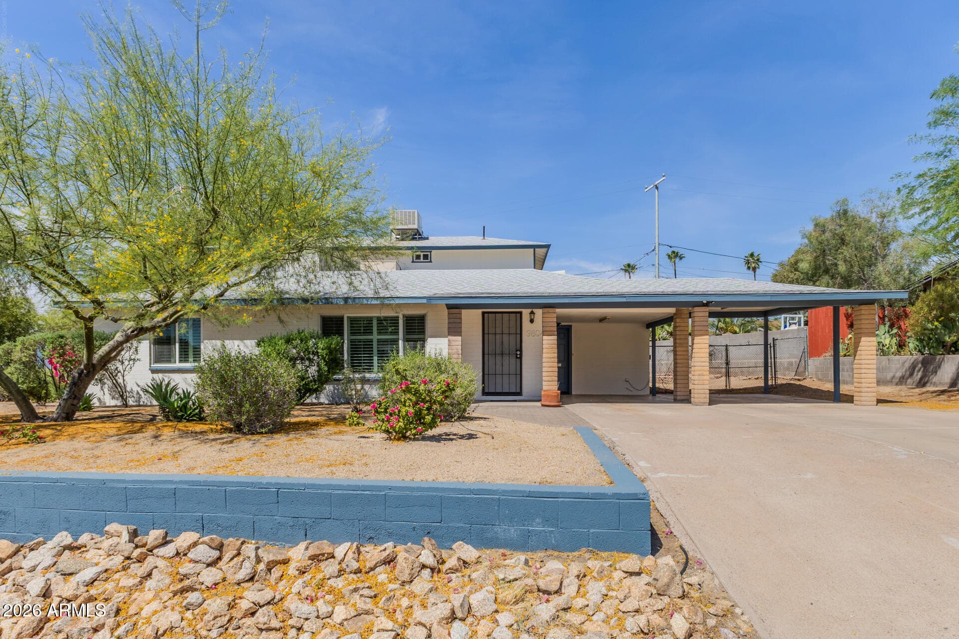 9804 N 4TH Avenue, Phoenix, AZ 85021 — photo 1 of 51