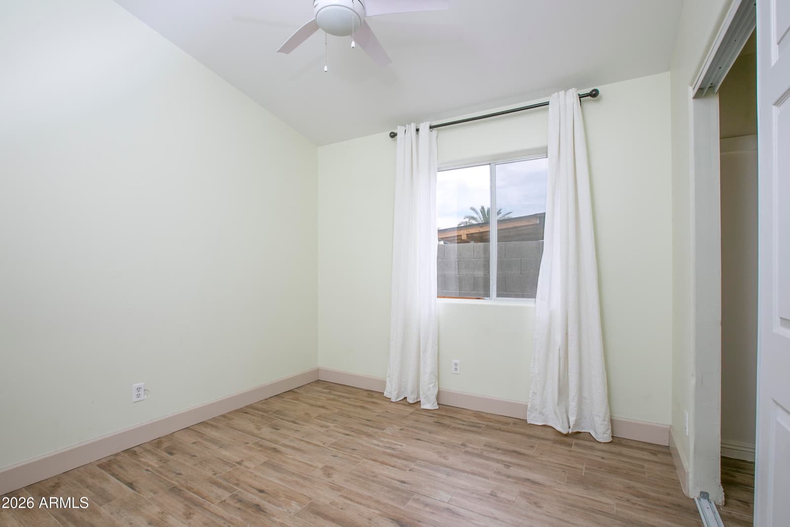 1502 E WHITTON Avenue, Phoenix, AZ 85014 — photo 17 of 23