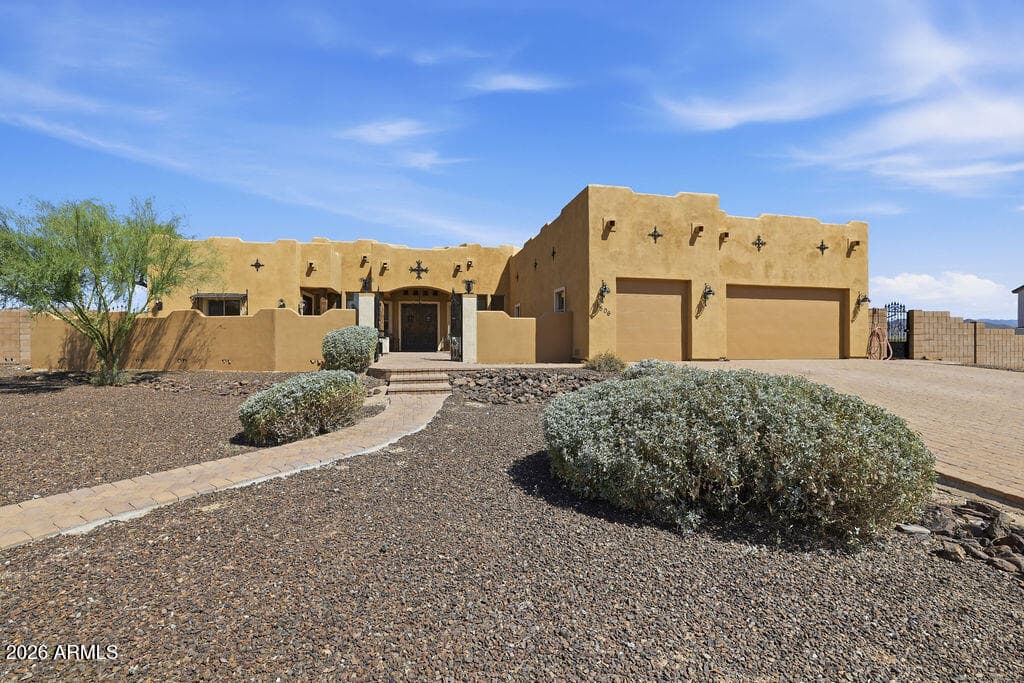 1506 E RED RANGE Way, Phoenix, AZ 85085 — photo 2 of 49
