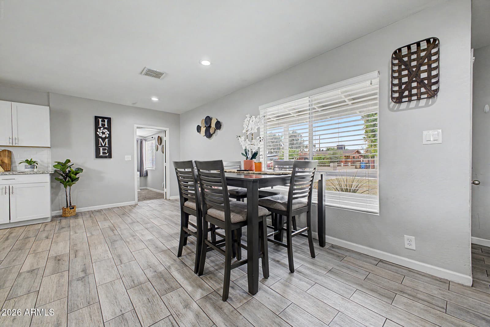 2026 W OREGON Avenue, Phoenix, AZ 85015 — photo 13 of 38