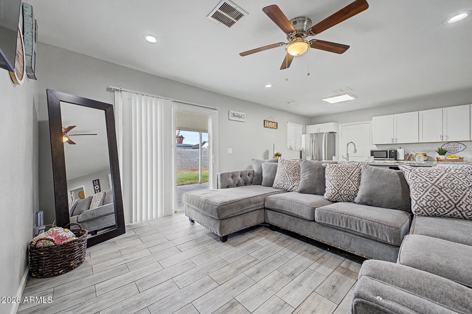 2026 W OREGON Avenue, Phoenix, AZ 85015 — photo 15 of 38