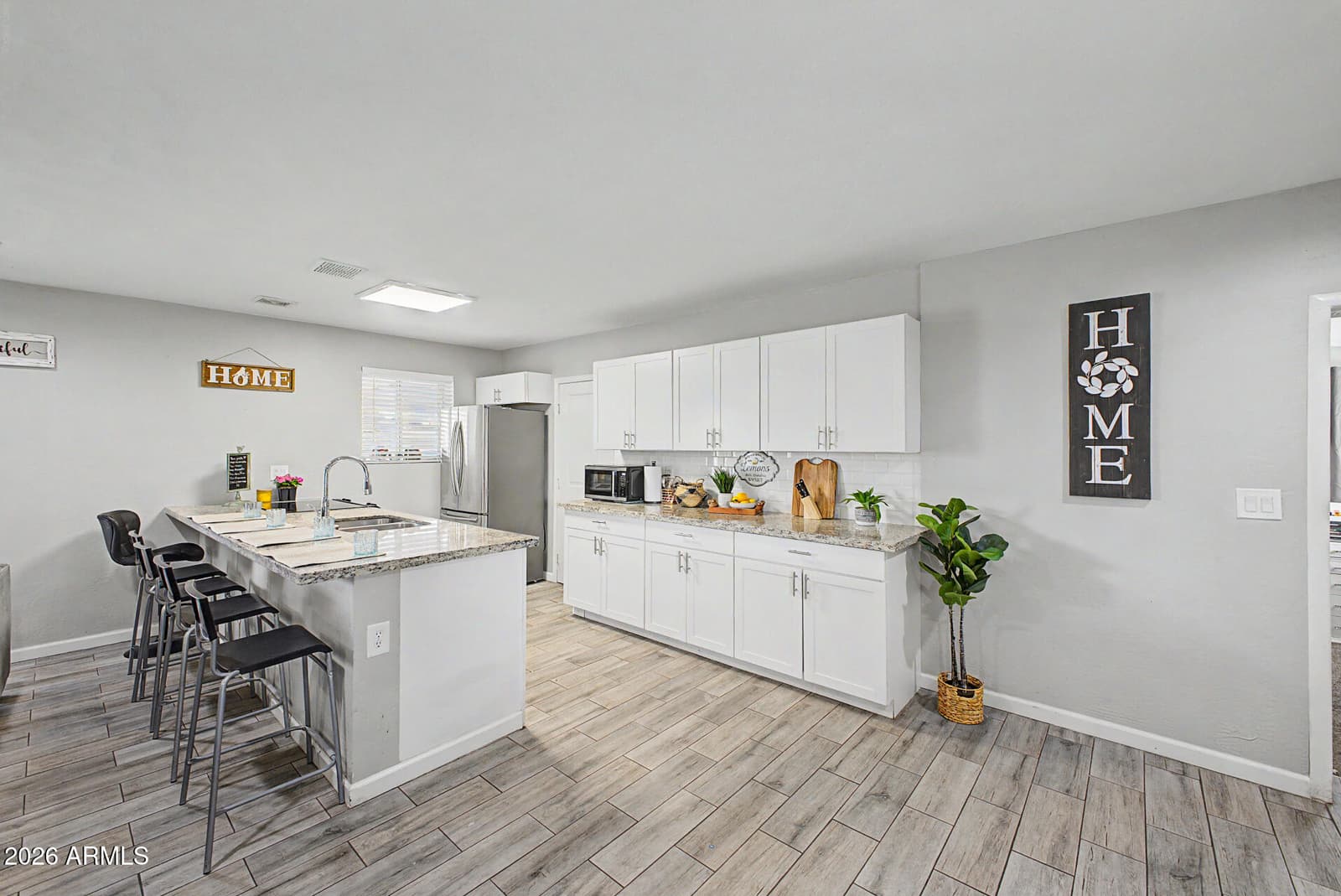 2026 W OREGON Avenue, Phoenix, AZ 85015 — photo 18 of 38