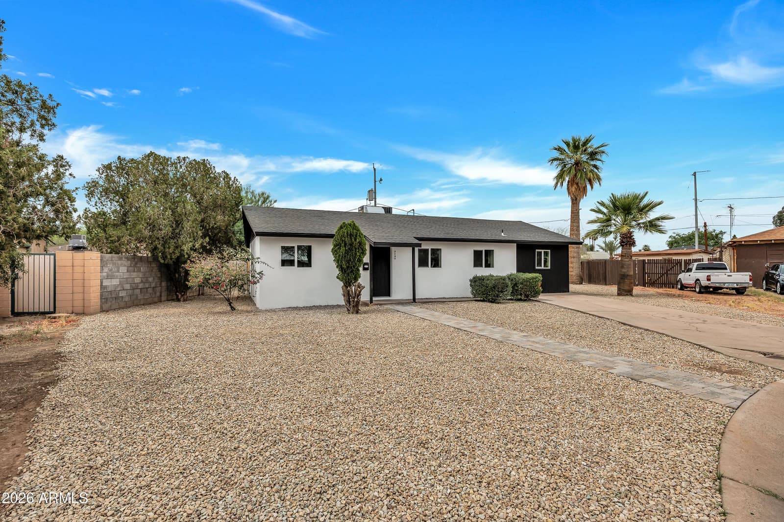 4246 N 10TH Place, Phoenix, AZ 85014 — photo 11 of 23