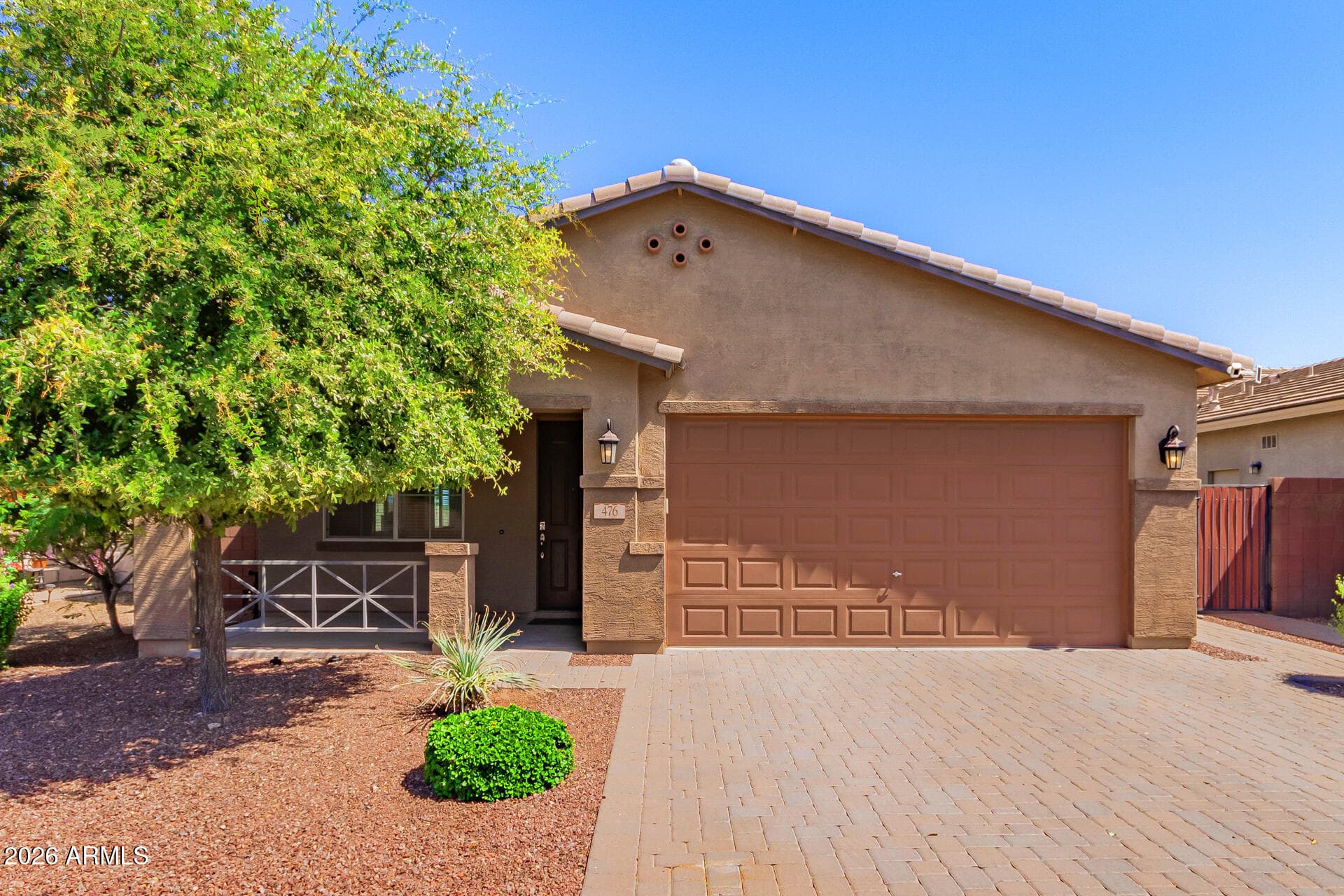 476 W HONEY LOCUST Avenue, San Tan Valley, AZ 85140 — photo 2 of 39