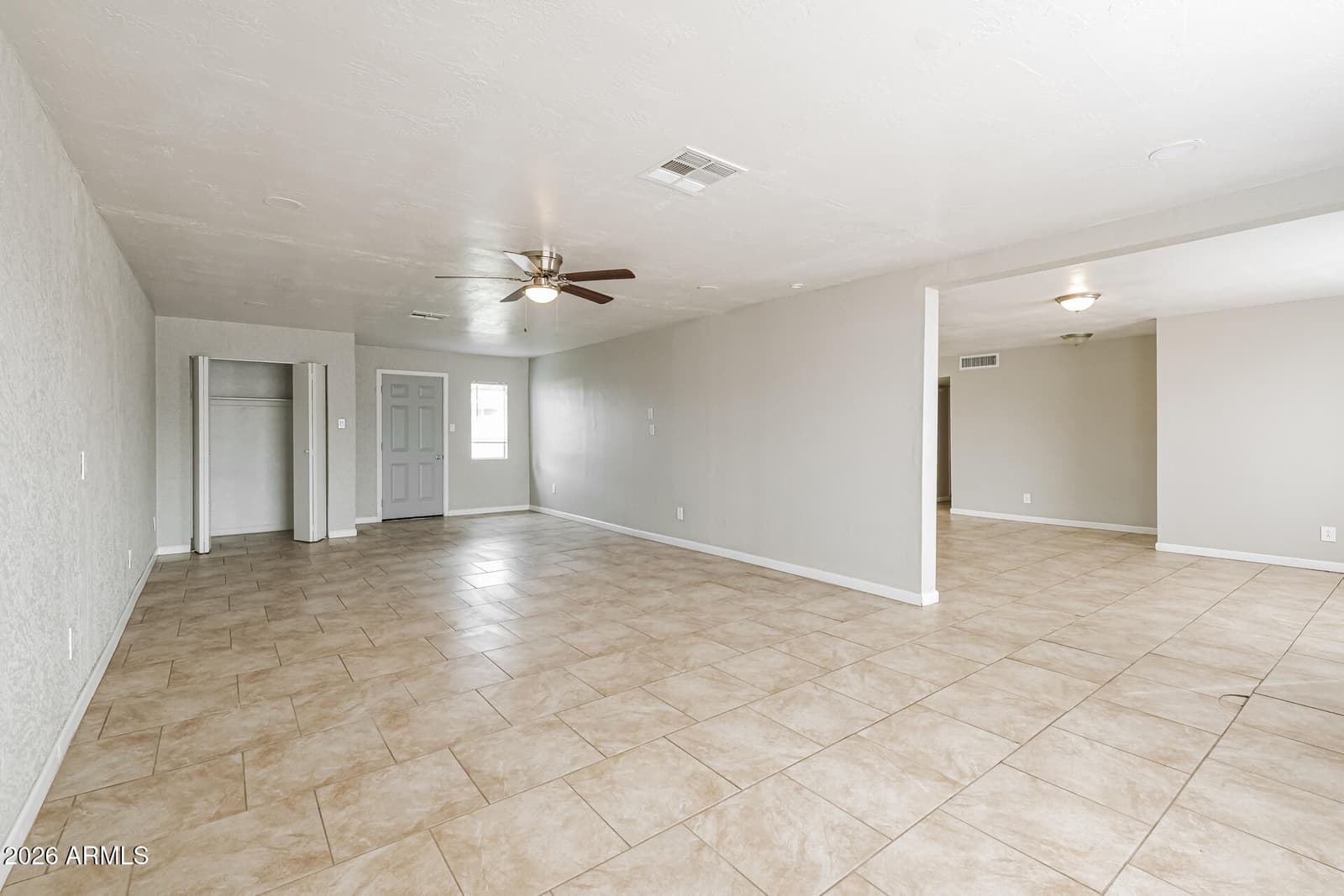 5608 W ALICE Avenue, Glendale, AZ 85302 — photo 8 of 21