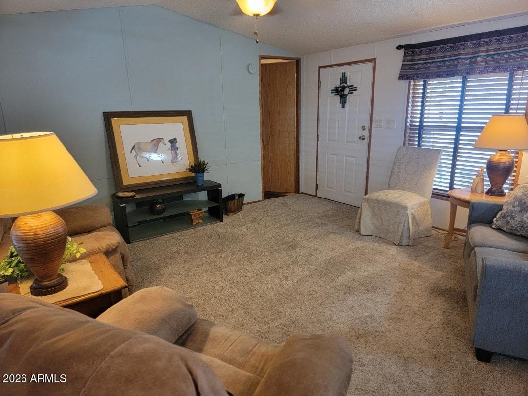 3803 N ILLINOIS Avenue, Florence, AZ 85132 — photo 5 of 33