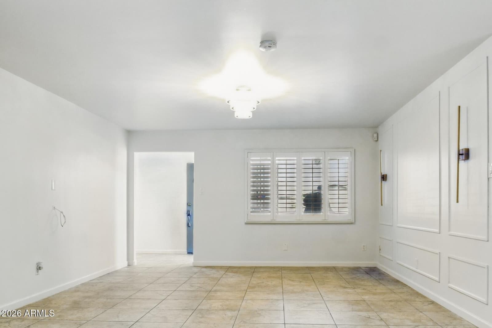 15243 N 52ND Drive, Glendale, AZ 85306 — photo 5 of 17