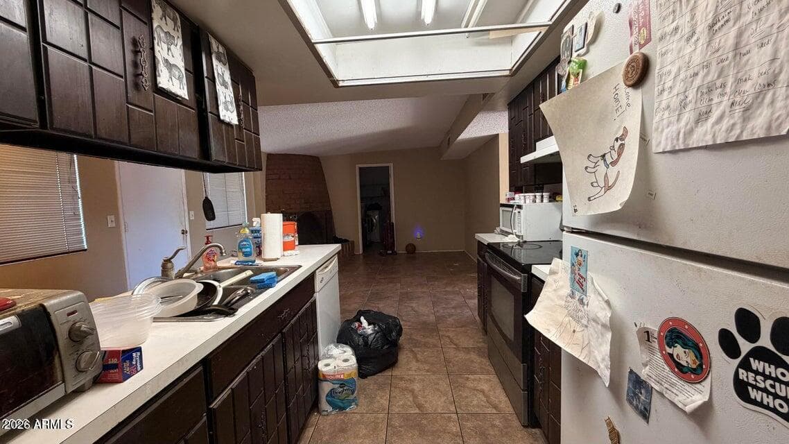 932 Cactus Wren Lane, Sierra Vista, AZ 85635 — photo 11 of 27