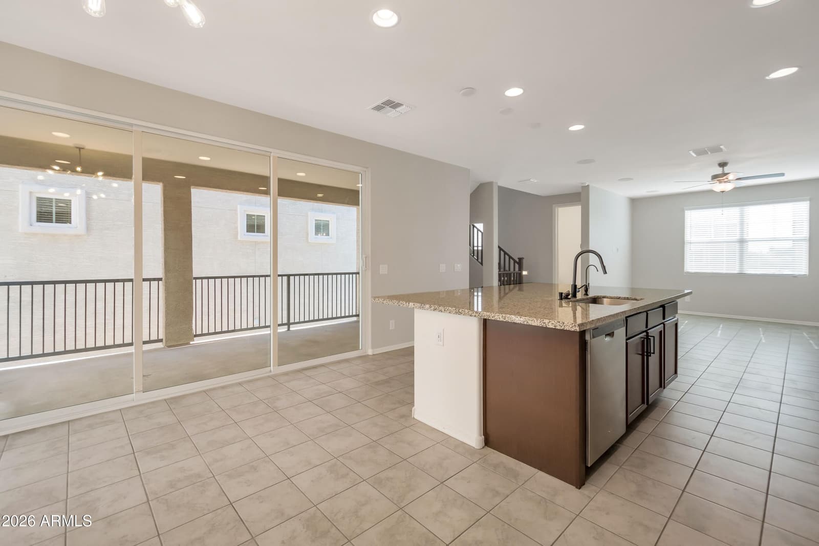 660 W FLINTLOCK Way, Chandler, AZ 85286 — photo 4 of 15